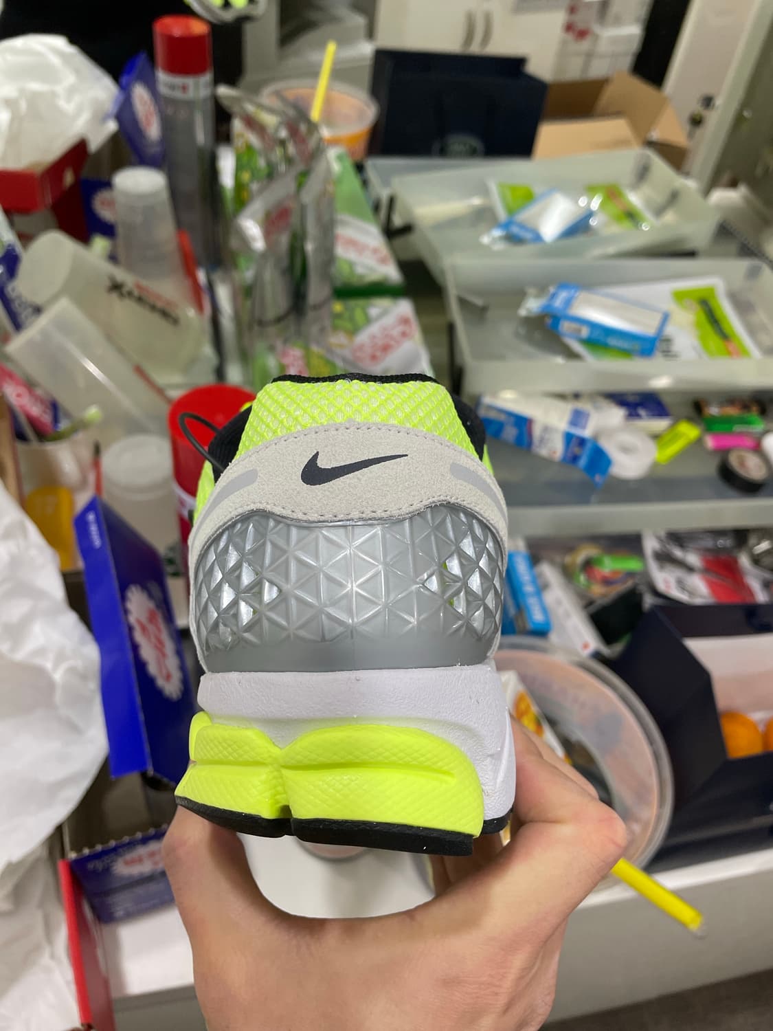 나이키 줌 보메로  5 Volt Metallic 290 상품이미지2