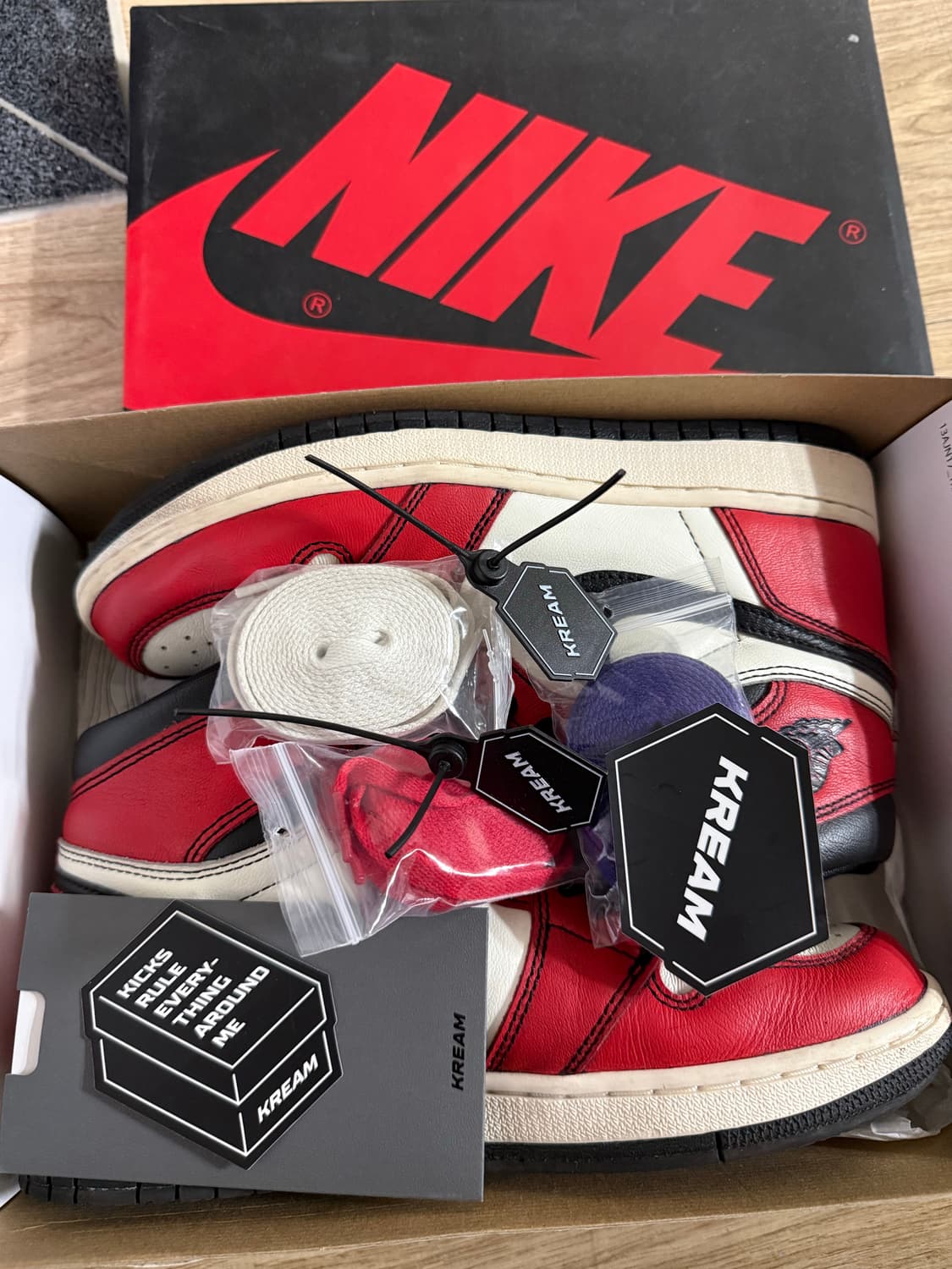 조던1 라투시 (벗투시) 8.5사이즈 상품이미지5