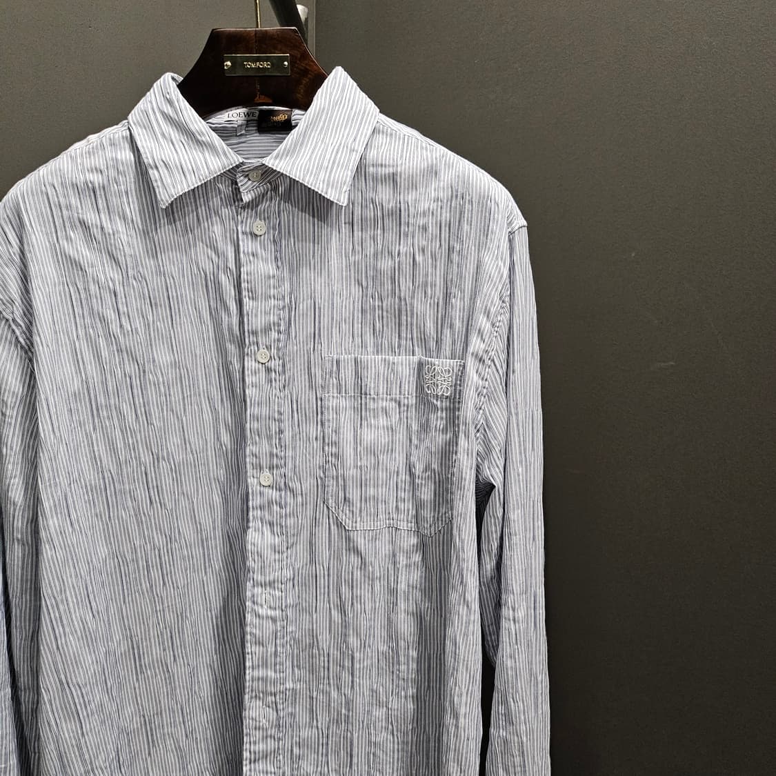 로에베 자수로고 아나그램 스트라이프 신상 셔츠 상품이미지3