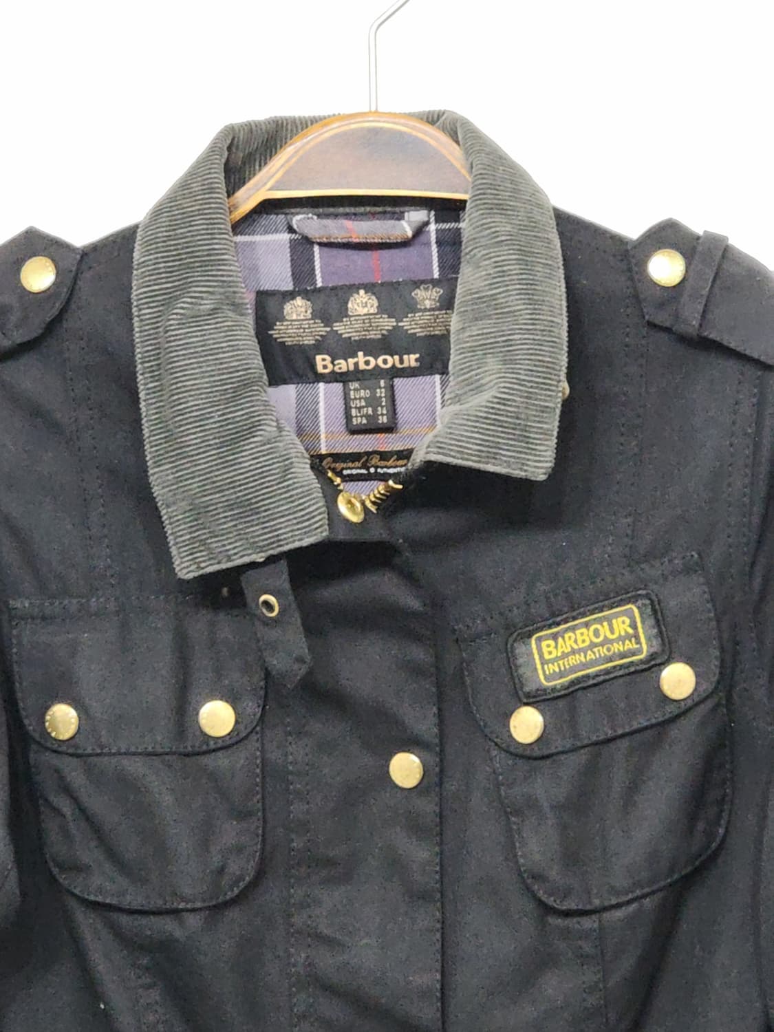 (S) 바버 인터내셔널 왁스자켓 블랙 왁싱점퍼 견장  상품이미지2