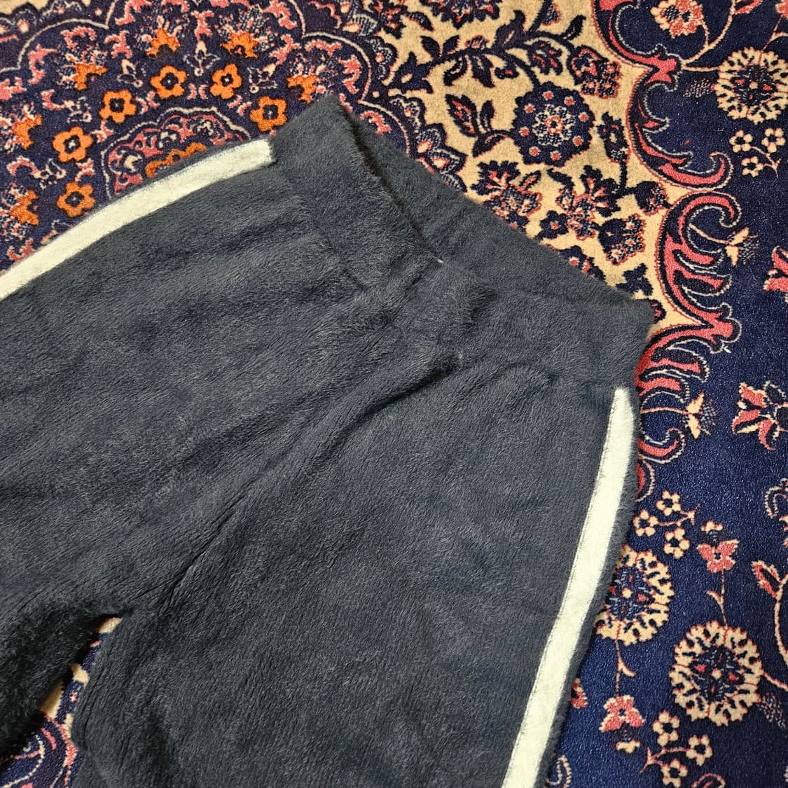 에고이스트 25ss 라인배색 니트 와이드 밴딩 팬츠 상품이미지2