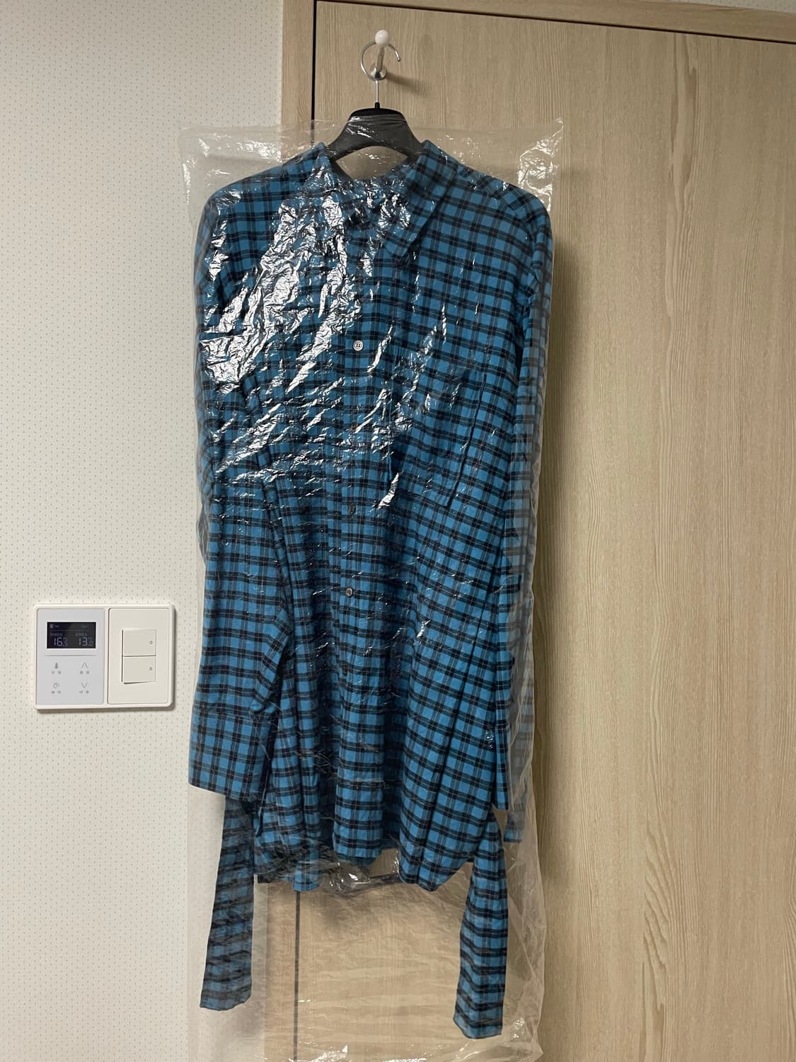 우영미 컬렉션 블루 플란넬 체크셔츠, 50사이즈 상품이미지10