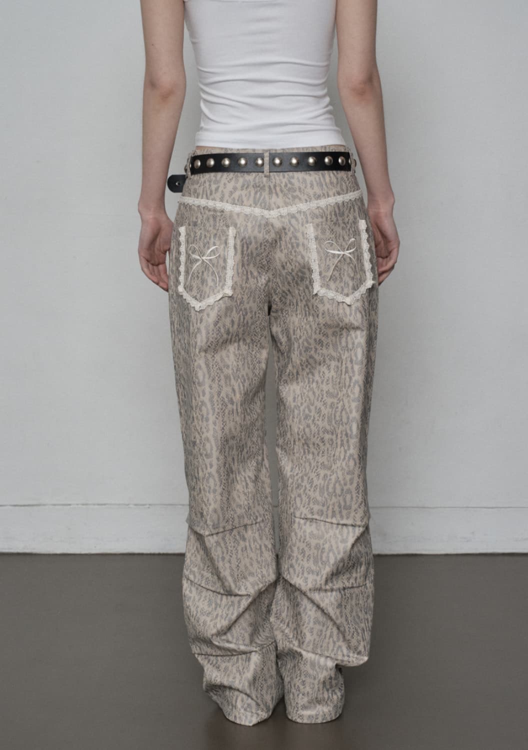 셋업이엑스이 PYTHON LACE PANTS / BEIGE 상품이미지2
