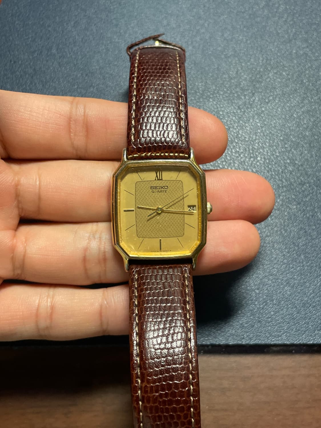 빈티지 세이코 쿼츠 레더 시계 상품이미지4