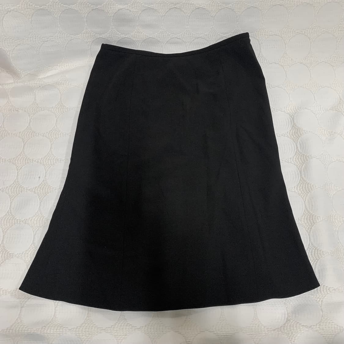 Armani 블랙 디테일 치마 상품이미지5