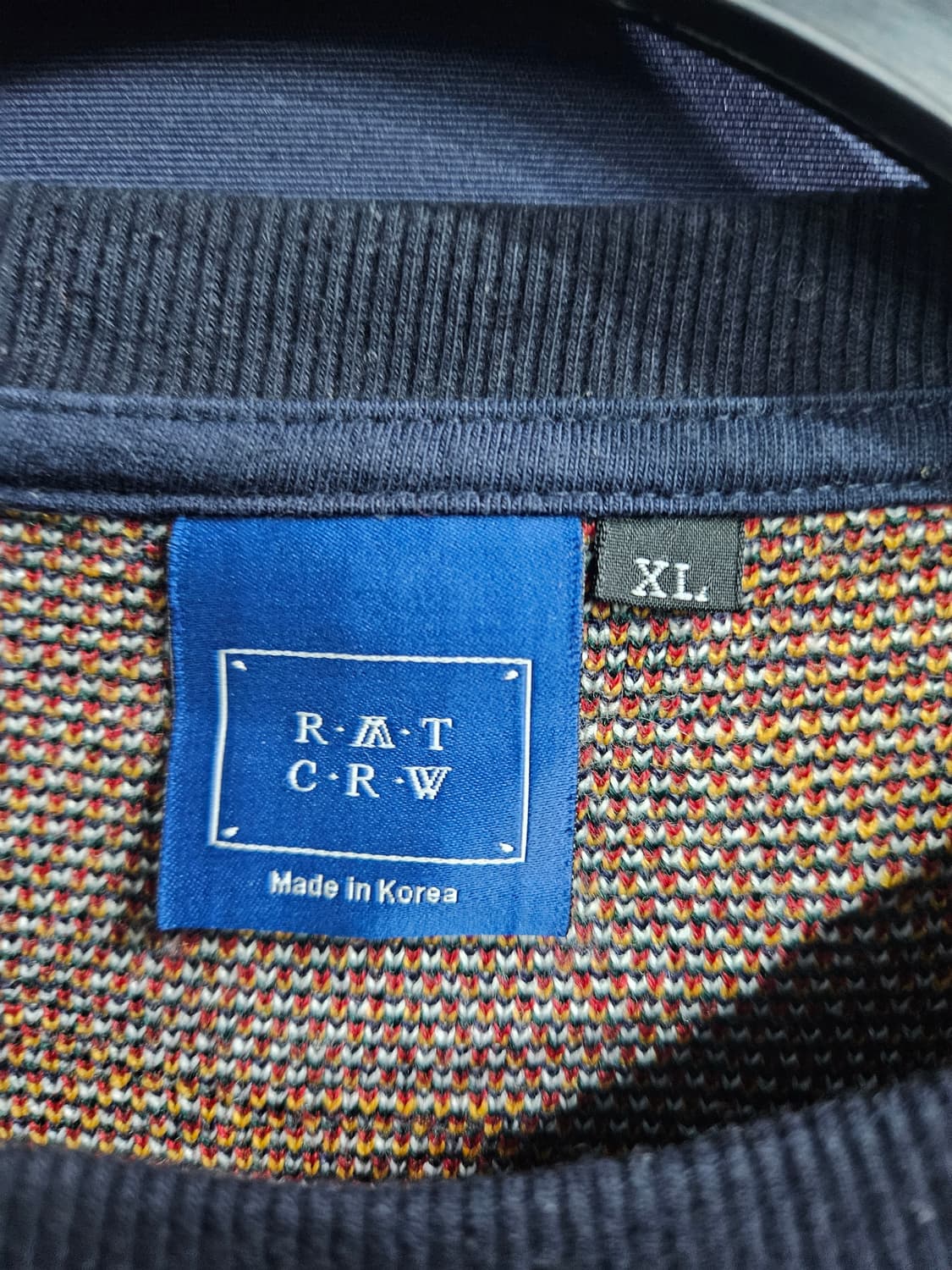 로맨틱크라운 네이비컬러 남성 오버핏 105~110 포켓 맨투맨  상품이미지3