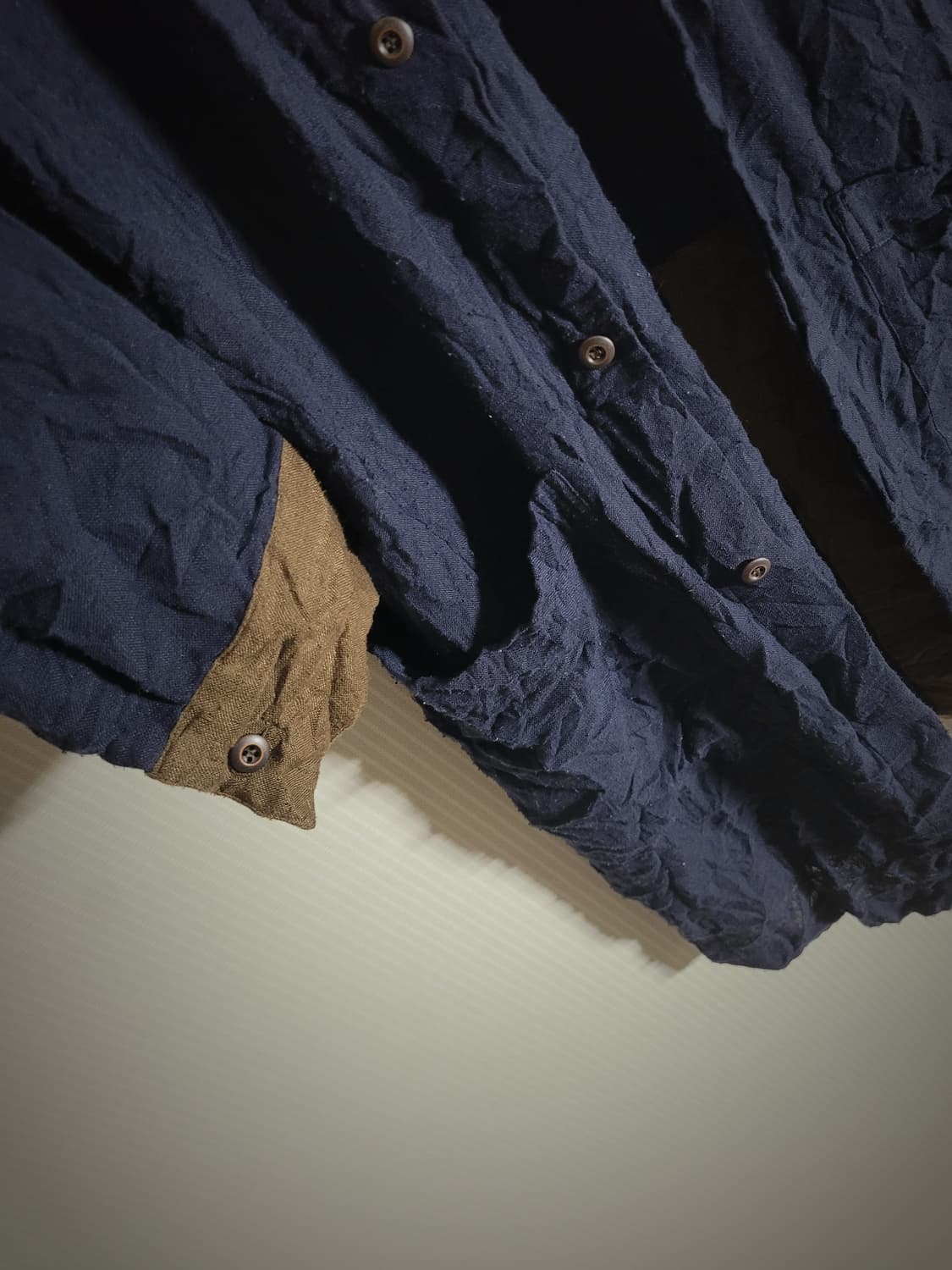 카즈유키 쿠마가이 주름가공 도킹 셔츠 자켓 상품이미지5