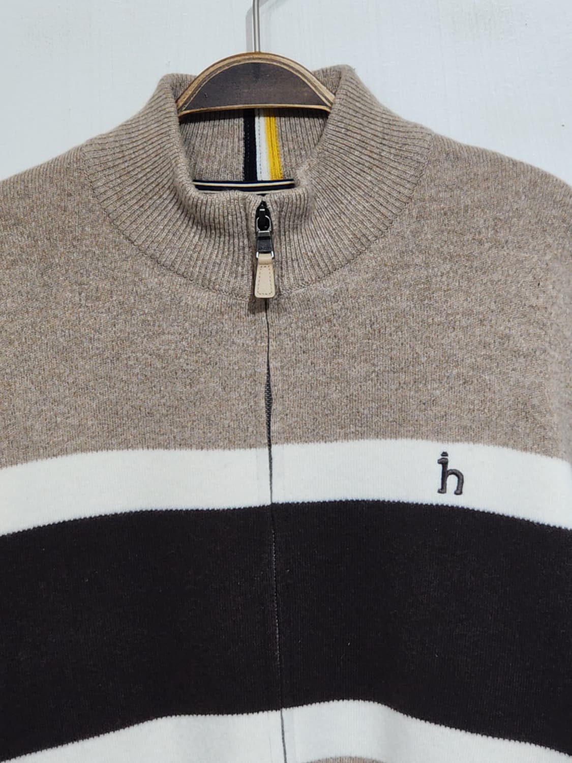 (105) 헤지스 니트집업 배색 울 스웨터 우라 캐주얼  상품이미지2