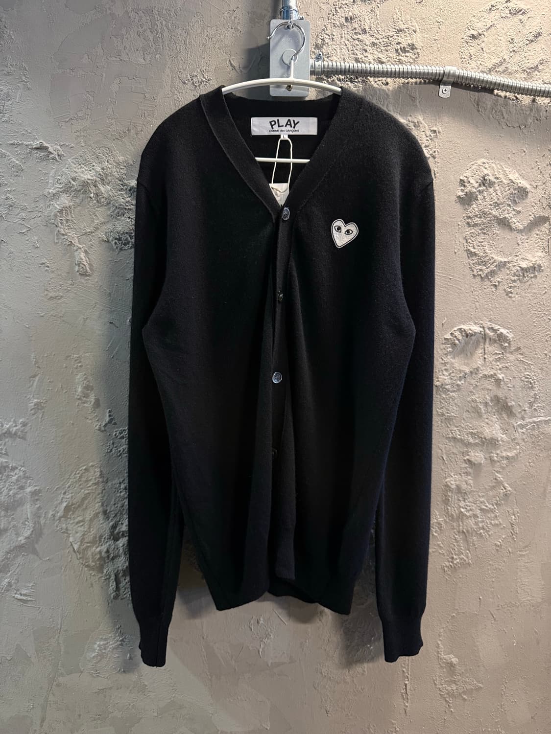 L 꼼데가르송 COMME des GARCONS 하트 와펜 가디건 블랙 상품이미지1