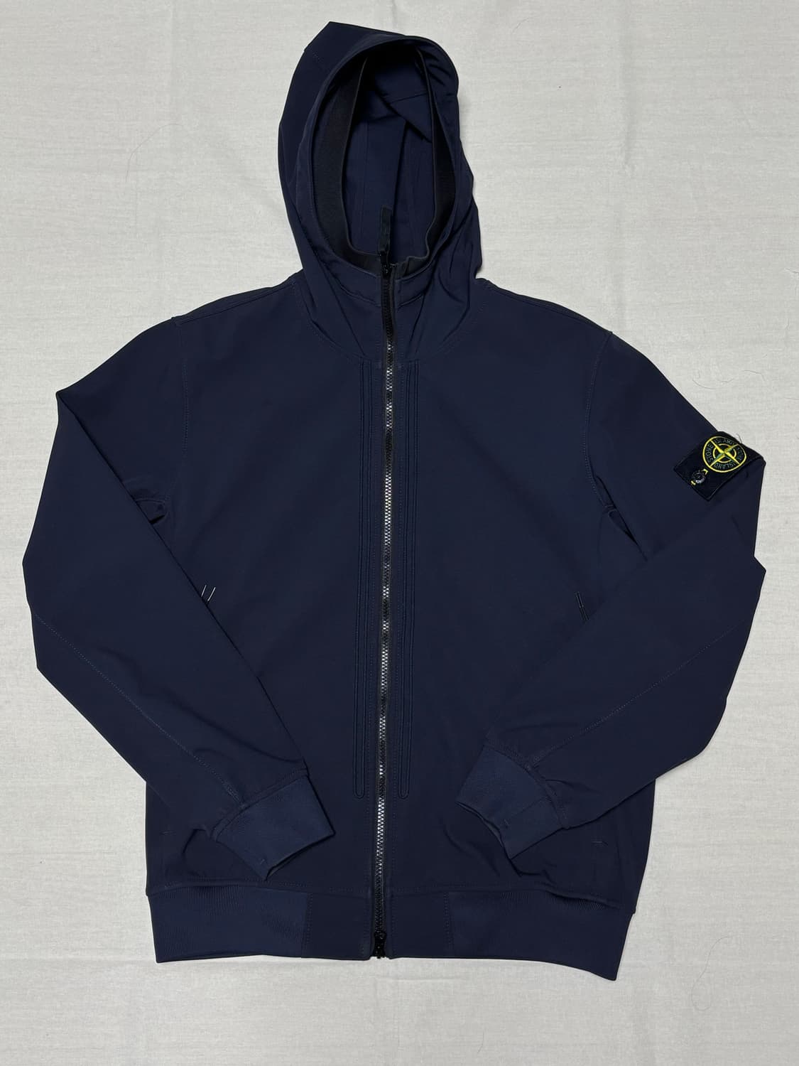 [22ss] 스톤아일랜드 소프트쉘 자켓 [M] 상품이미지1