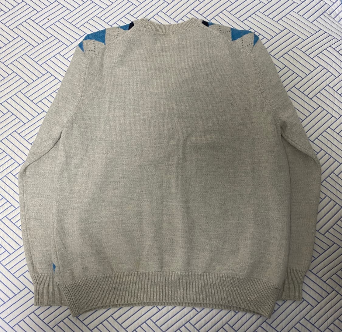 라코스테 브이넥 긴팔 니트 상품이미지2