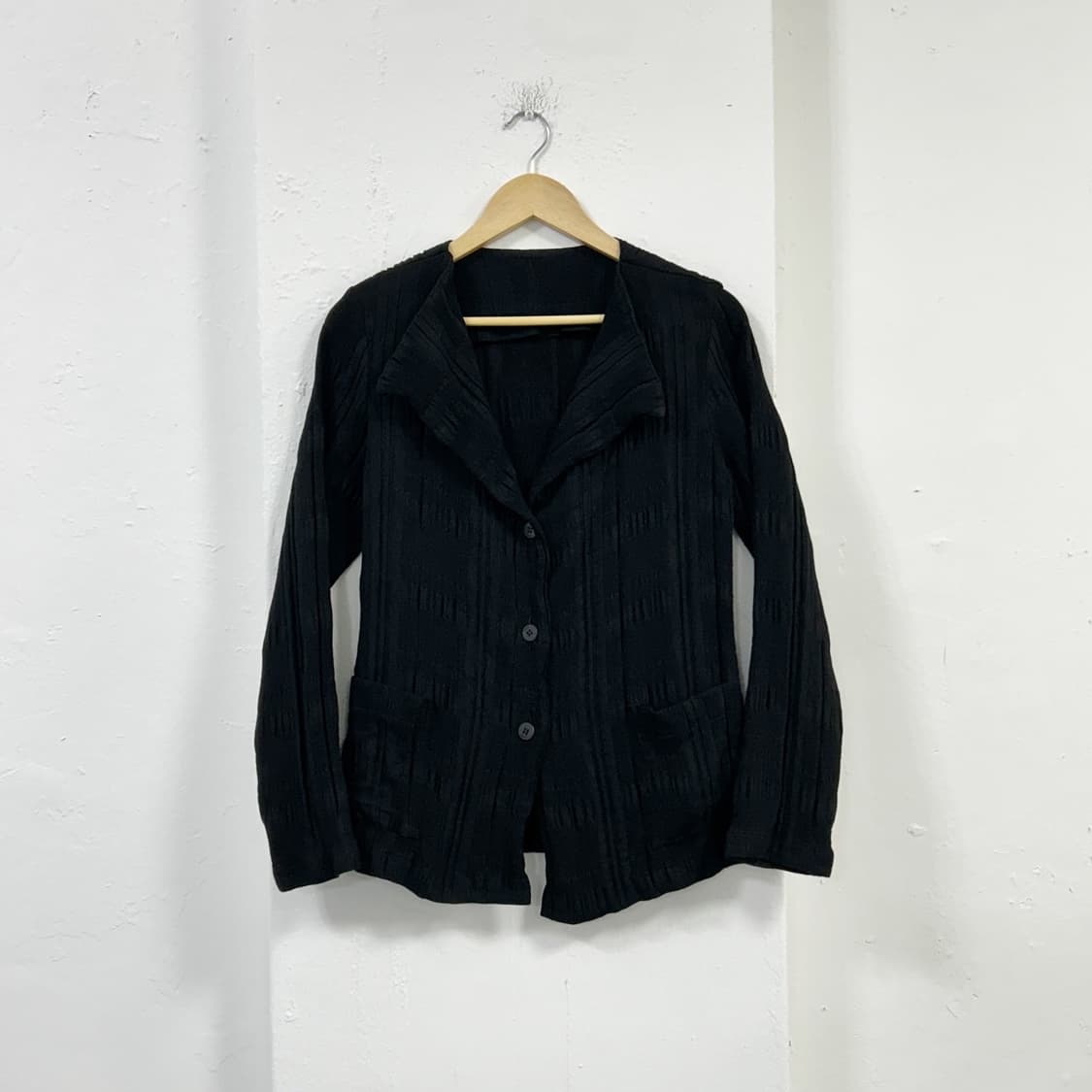 이세이 미야케 하트 플리츠 가디건  상품이미지6