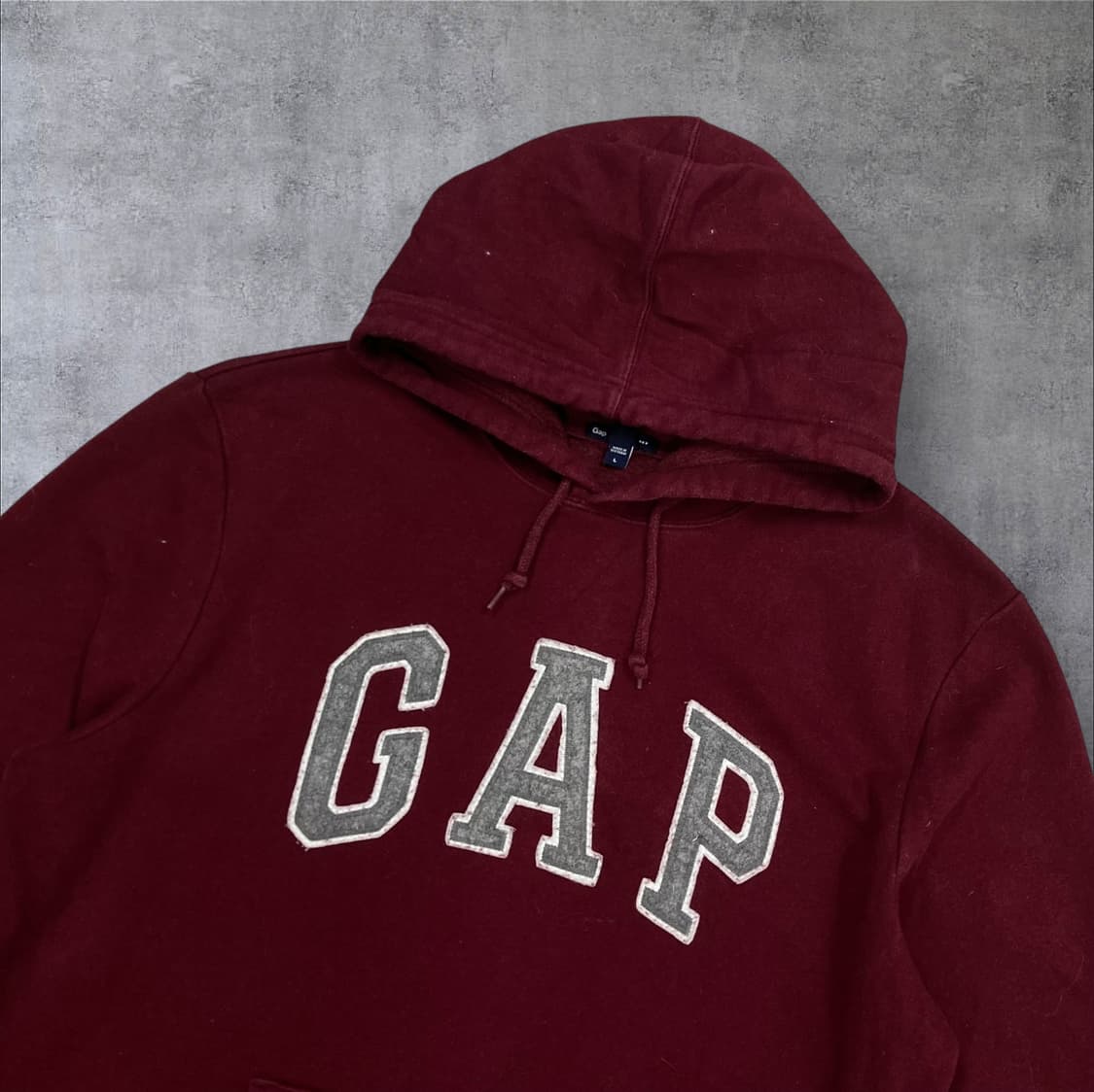 GAP 버건디 컬러 스펠아웃 빅로고 후드티 상품이미지2