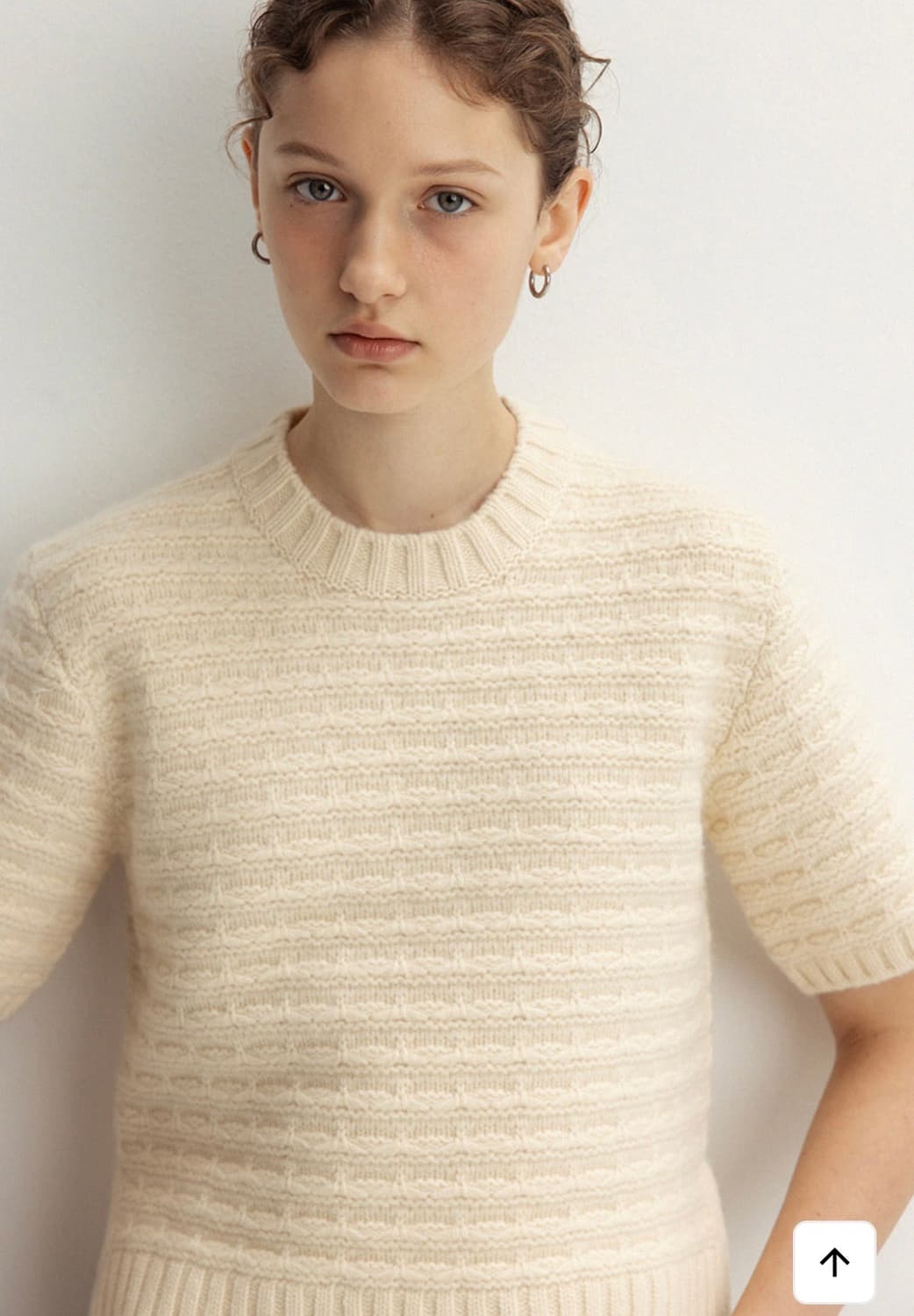 le 르 텍스쳐드 니트 숏 슬리브 버터크림 상품이미지2