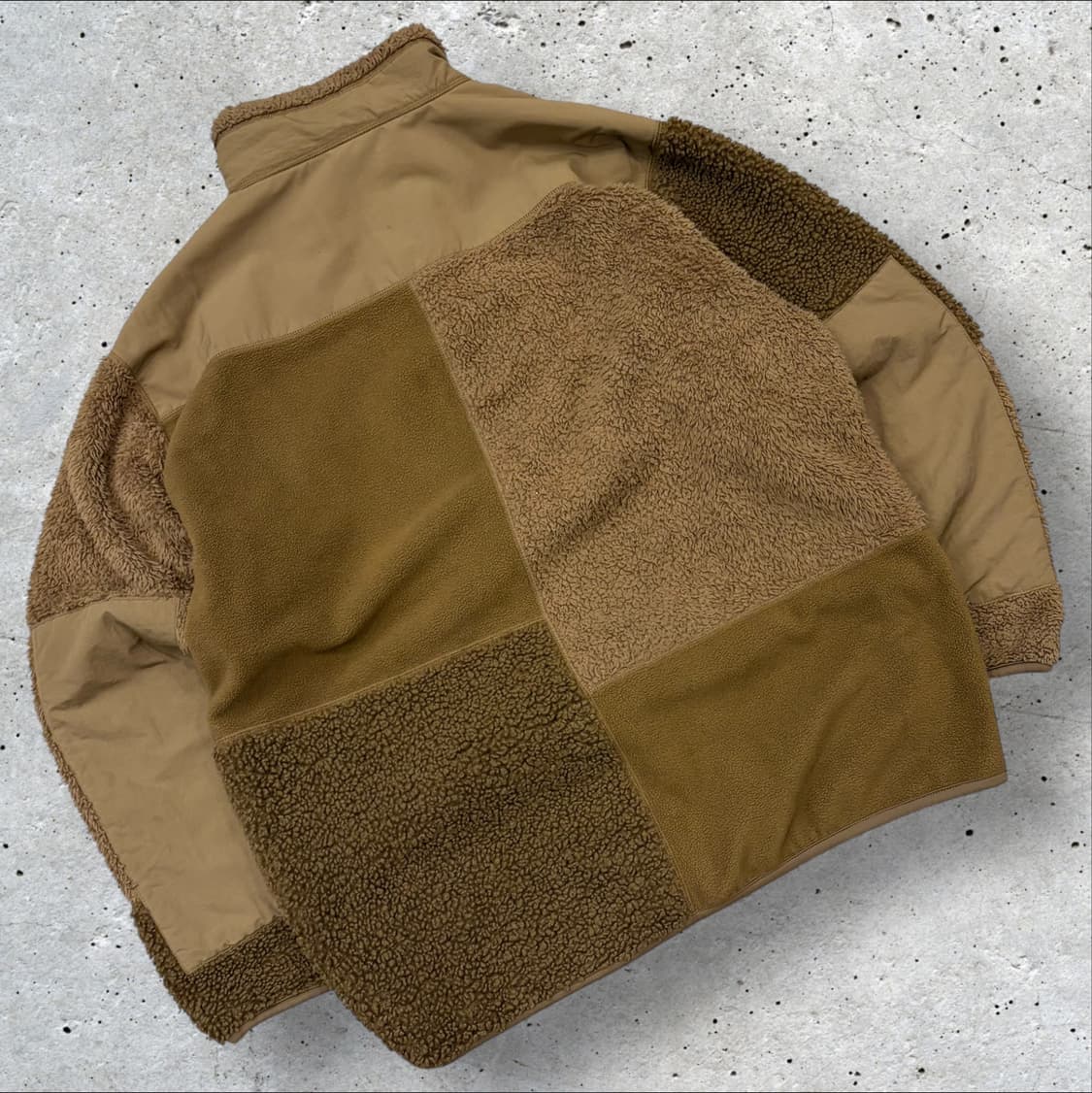 [L] 유니클로 x 엔지니어드가먼츠 배색 후리스 브라운 D124 상품이미지2