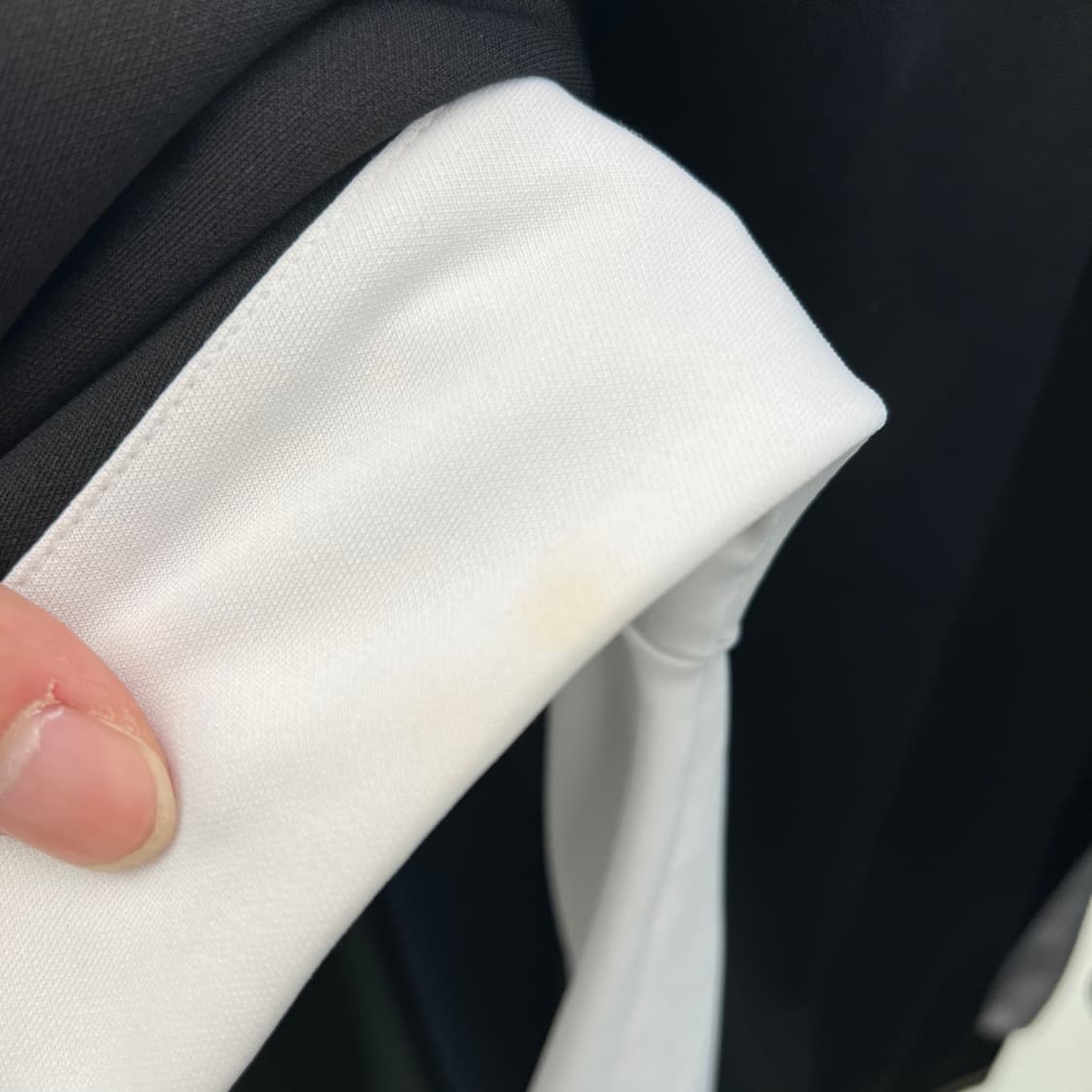 아디다스 검금 트랙탑 r3951 상품이미지8