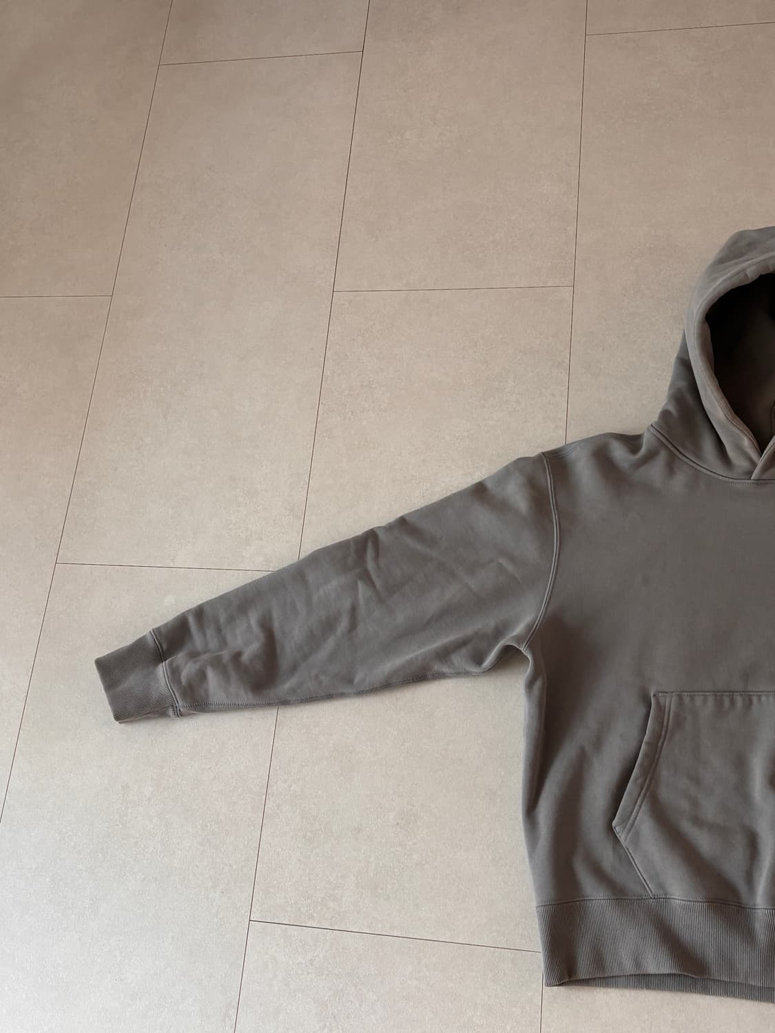 이 후드, 사실 YEEZY 냄새 납니다. 아디다스 오리지널스 후드 L 상품이미지2