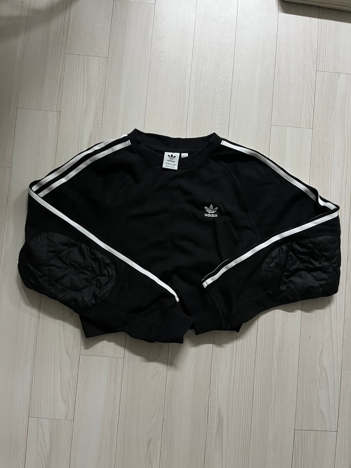 아디다스 크롭기모맨투맨 (팔꿈치디테일) 상품이미지1