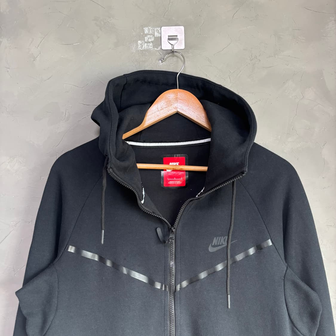 나이키 테크팩 후드집업 블랙 상품이미지2