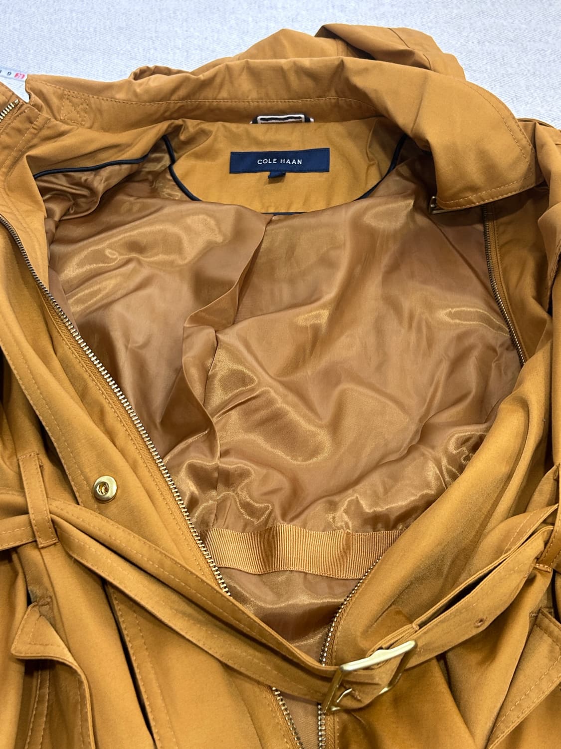 콜한 벨티드 후드 트렌치코트 여성 66 머스타드 상품이미지10