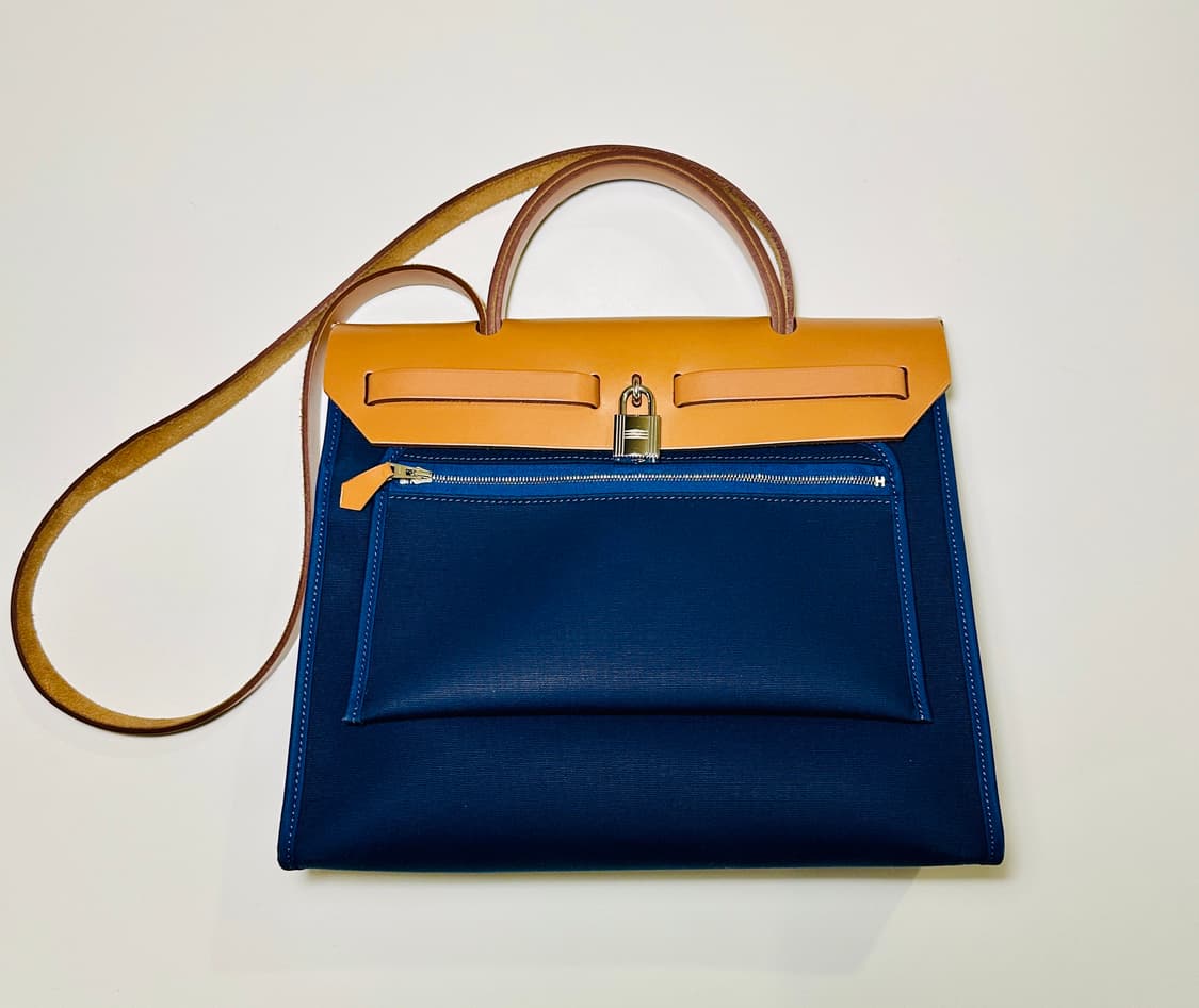 에르메스 에르백 31 네이비 베이지 은장 신품급 차정원 상품이미지6