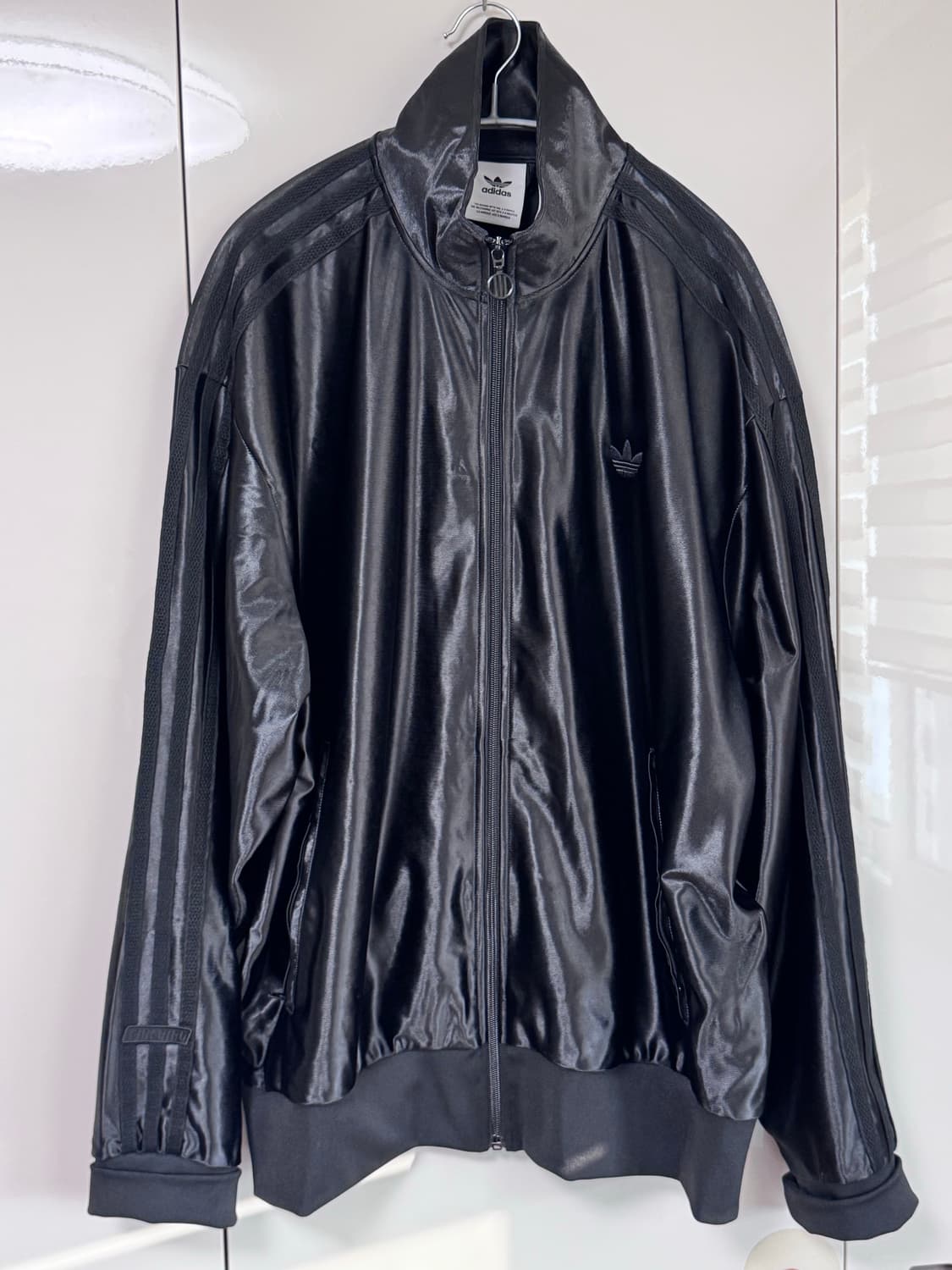 착샷 o) 아디다스 Q3 오버사이즈 트랙탑 블랙 져지 M 상품이미지1