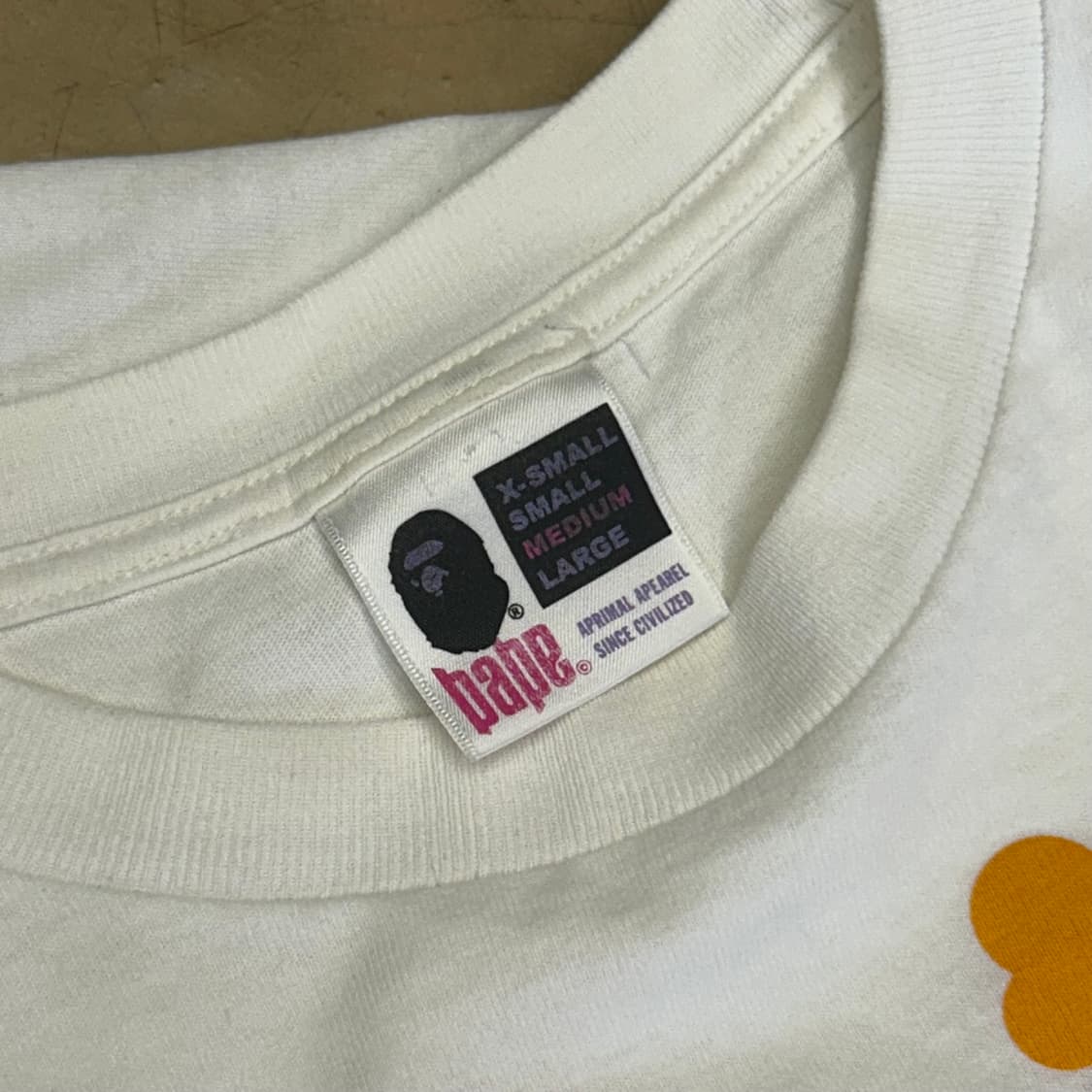 M 베이프 화이트 반팔티 상품이미지4