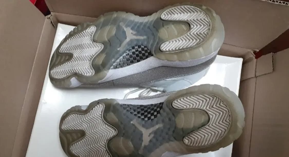 [한정판] 조던11 메탈릭 실버  상품이미지4