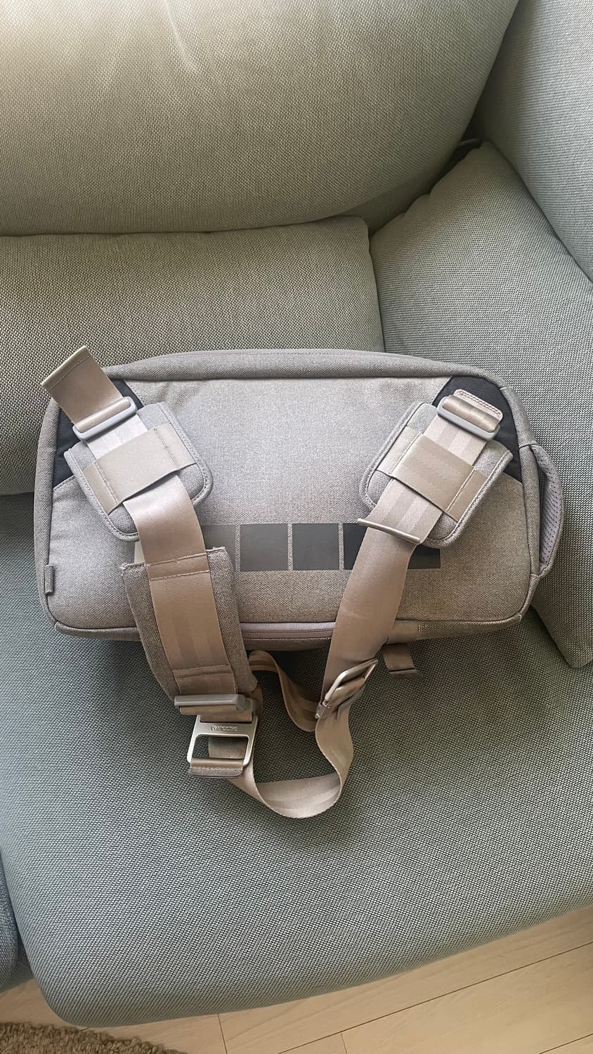 인케이스 Ari Marcopoulos 카메라 백 그레이 상품이미지9