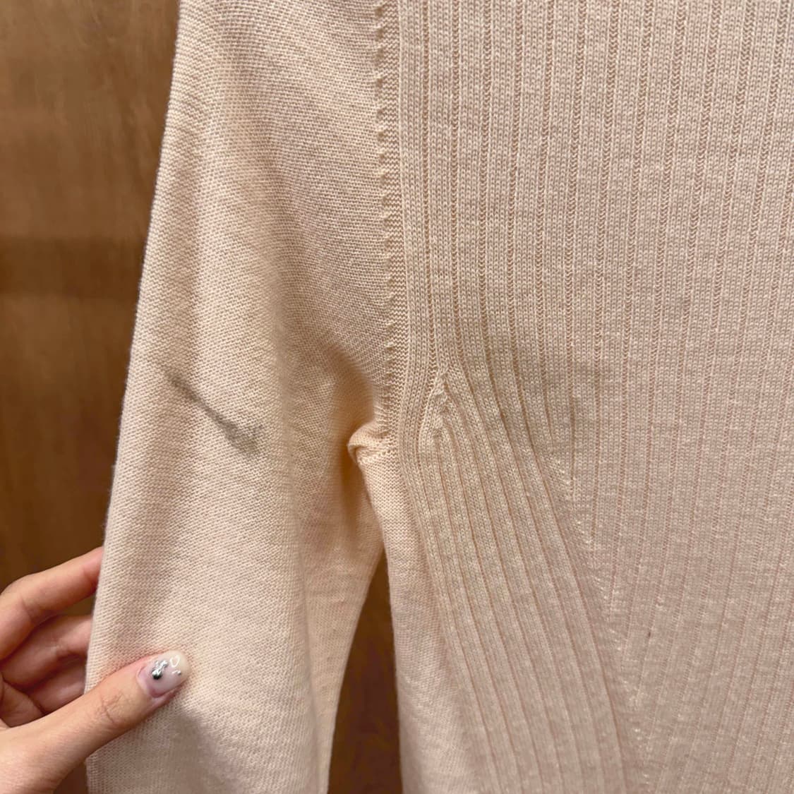 소니아 리키엘 브이넥 니트 라인 절개 디테일 슬림핍 아이보리 상품이미지9