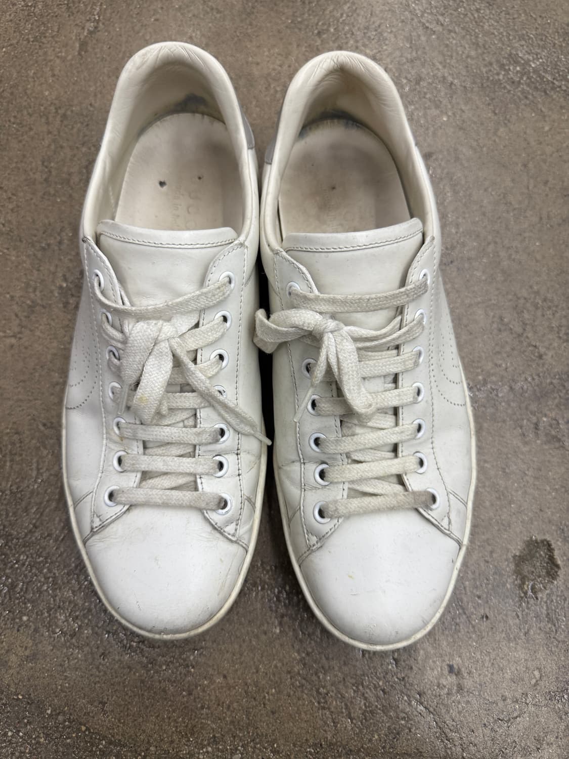 구찌 정품 인터로킹 G 로고 화이트 레더 스니커즈 265 상품이미지2