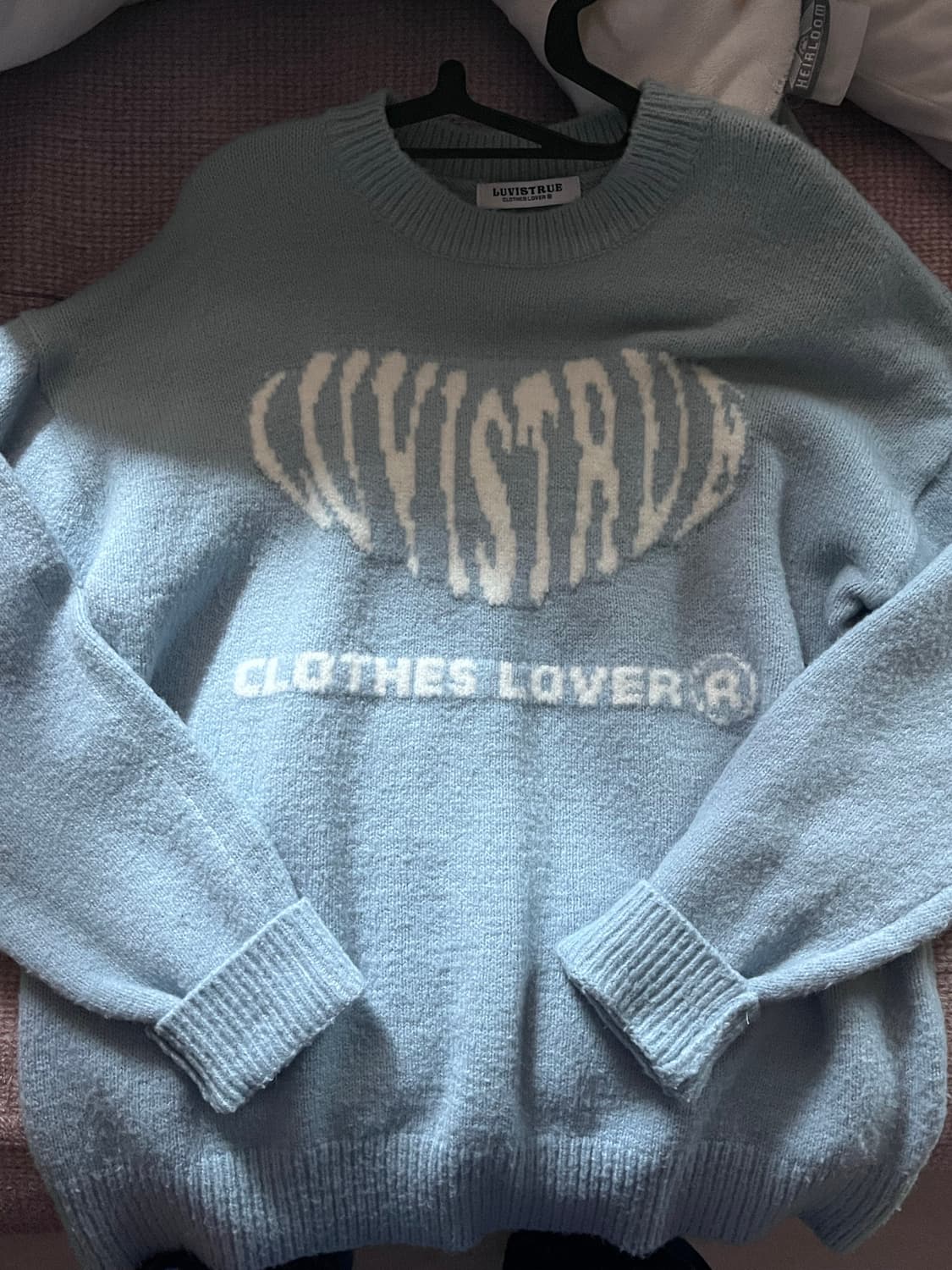 러브이즈트루 소라색 니트 상품이미지1