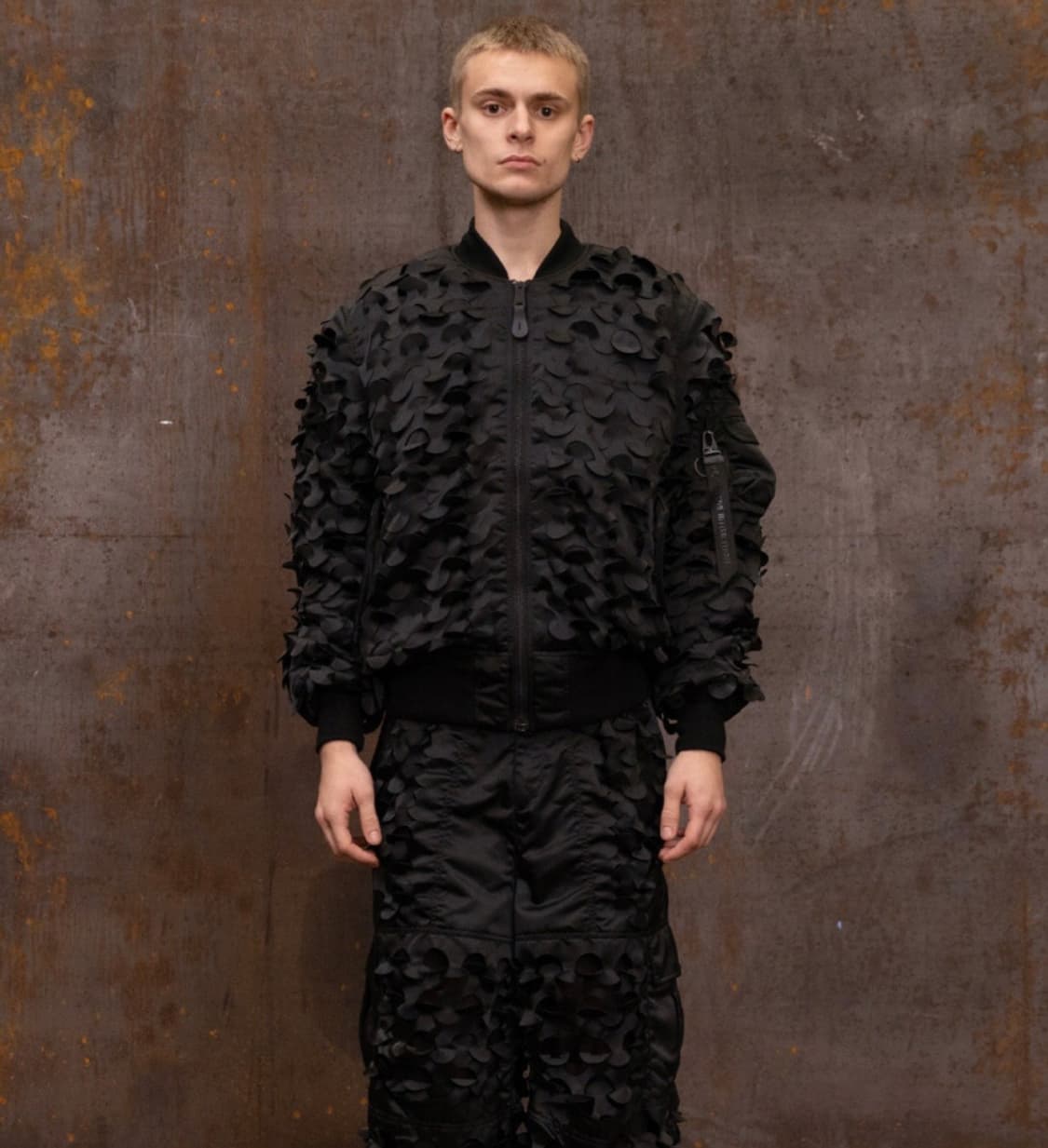 알파 인더스트리 MA-1 울칸스 플라이트 자켓 블랙 상품이미지1