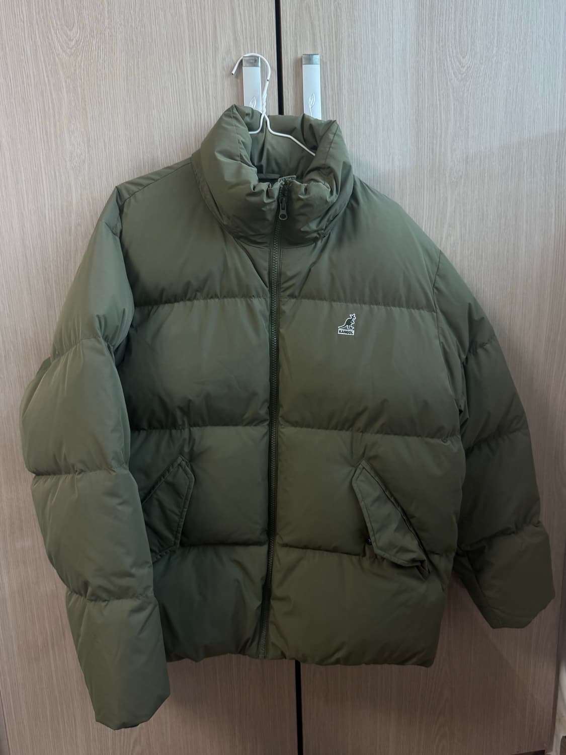 캉골 숏패딩 남여공용 카키 L 상품이미지5