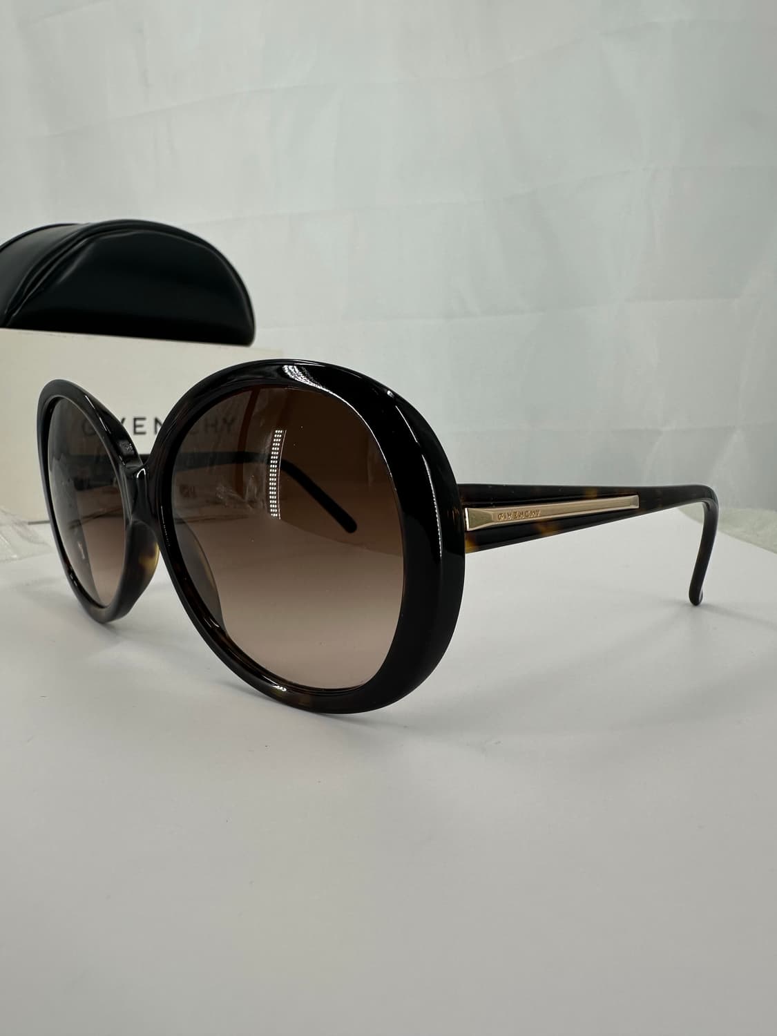 [새상품 무료배송] 정품 지방시 Made in Italy 선글라스 상품이미지1