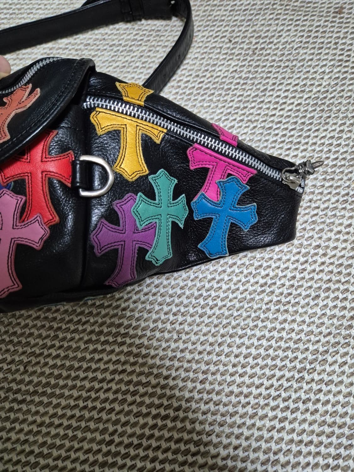 [OS] 크롬하츠 멀티 크로스 레더 블랙 스냅백 상품이미지10