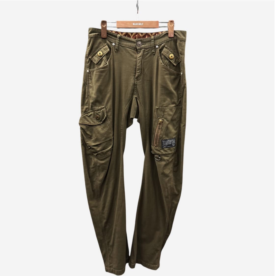 에드윈 커브드 밀리터리 카고팬츠 멀티포켓 D링 익스클루시브 패치 디테일 상품이미지1