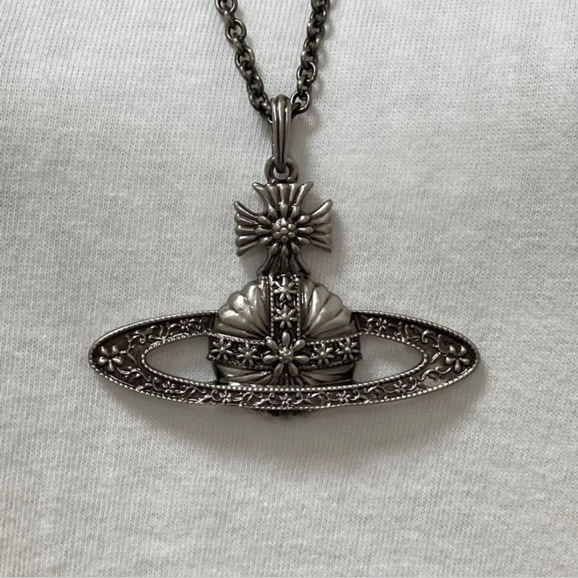 비비안웨스트우드 아카이브 황동 엔틱 orb 팬던트 목걸이 상품이미지4