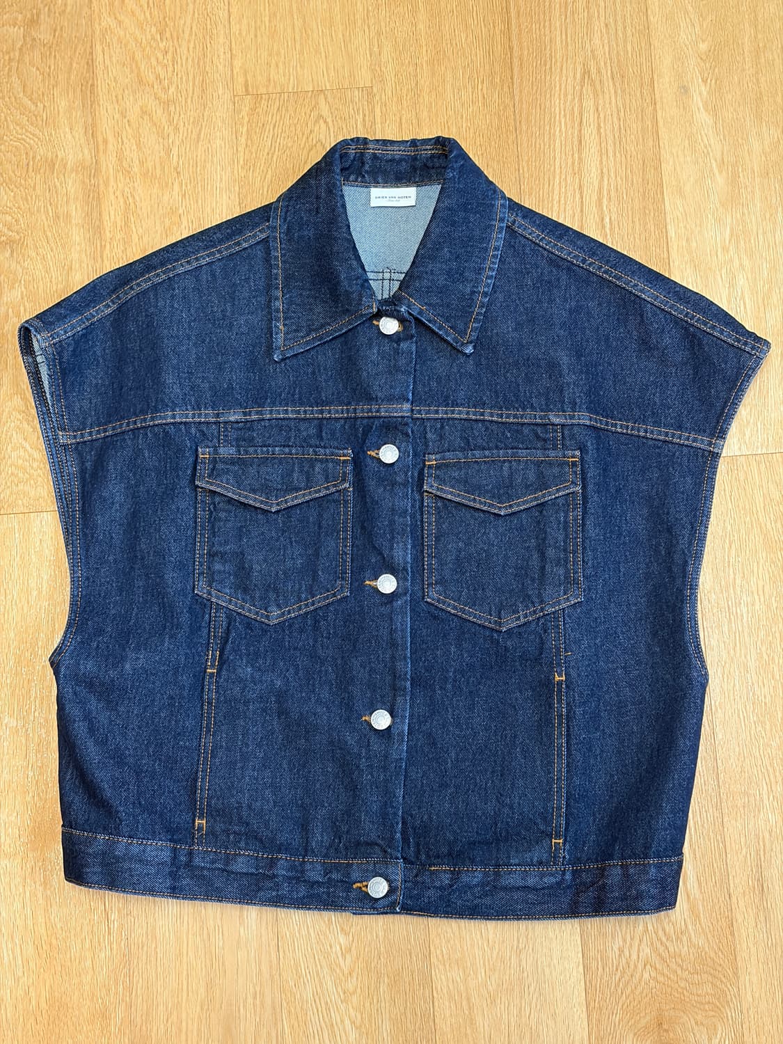 드리스반노튼 데님 베스트 자켓 상품이미지1