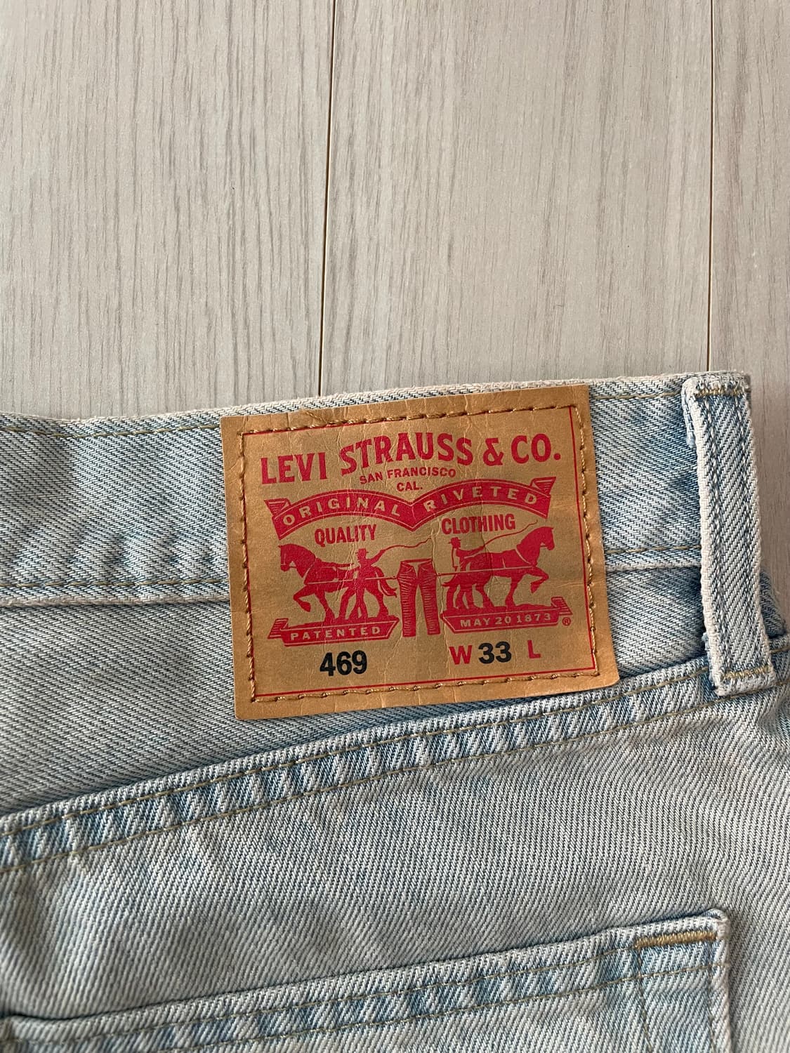 리바이스 469 버뮤다 팬츠 33 상품이미지3