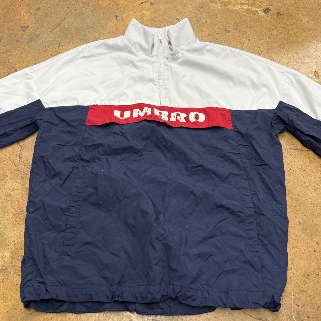 [정품/95] 엄브로 바람막이 화이트 네이비 b15 상품이미지3