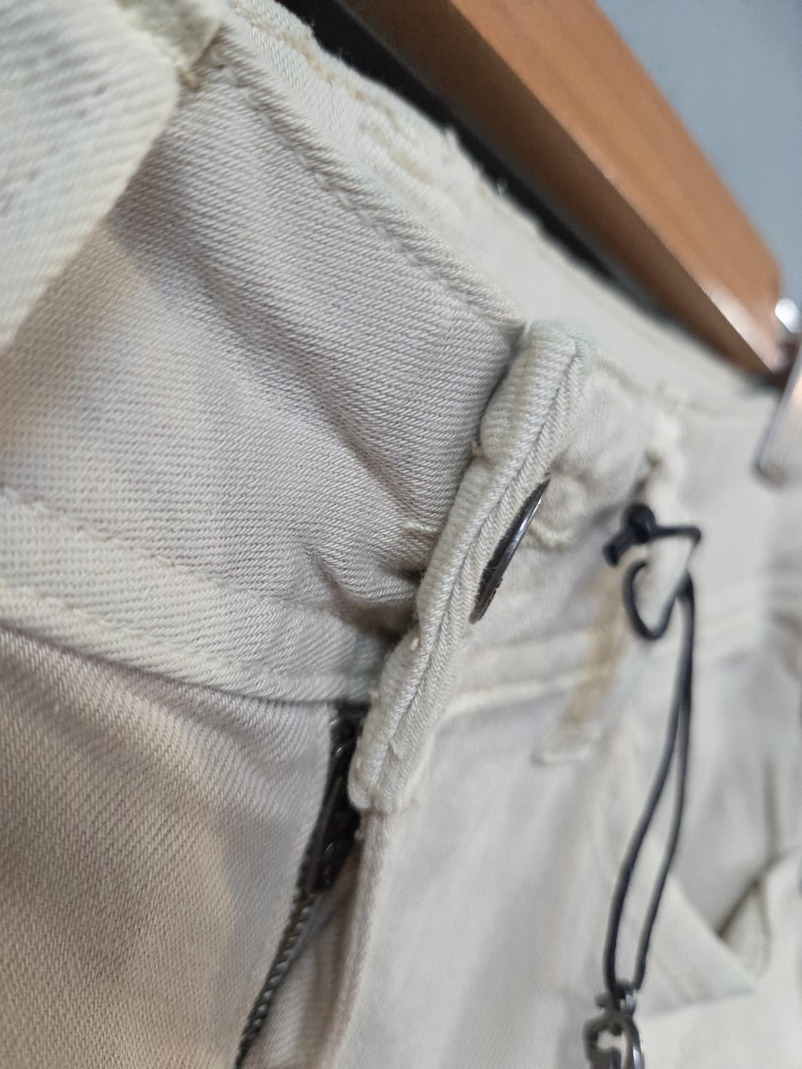 Guess 베이지 여성 청바지(W25/L65cm)스판 상품이미지3