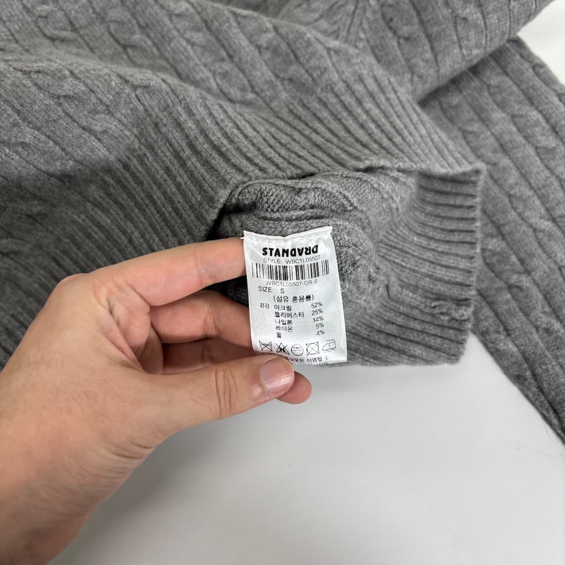 우먼S-M 제너럴아이디어 그레이 꽈배기니트 상품이미지5