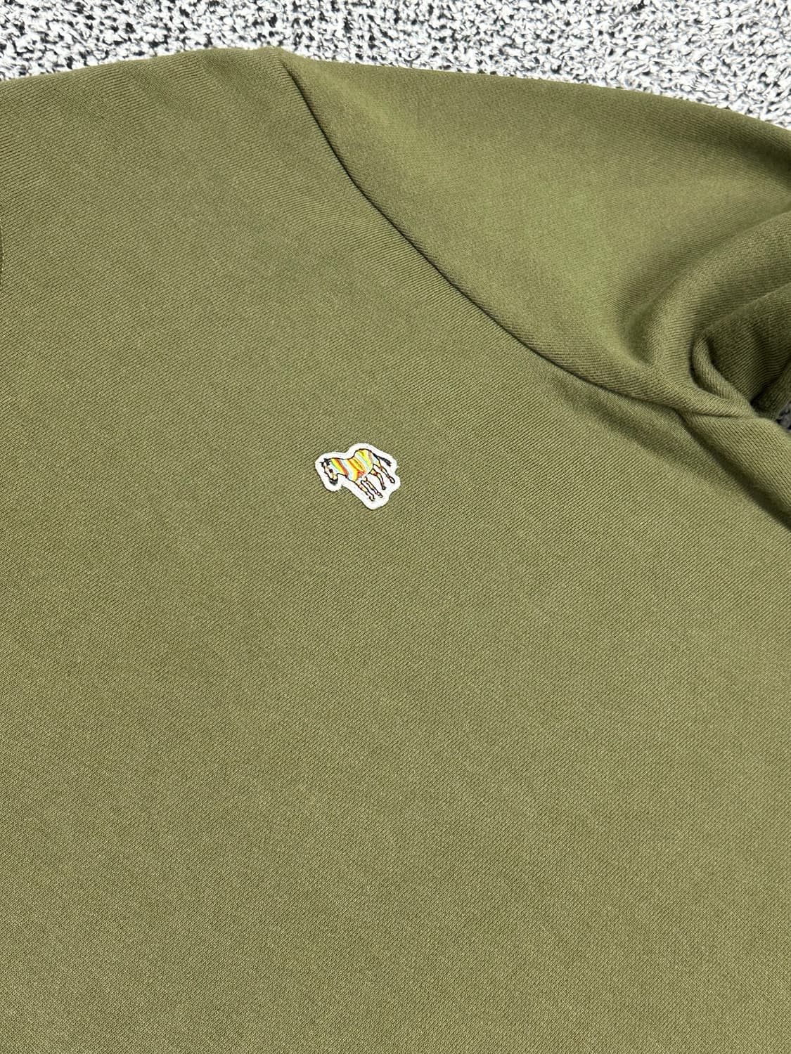 [ 폴스미스 ] 정품 / 남성95 / 카키 맨투맨 상품이미지4