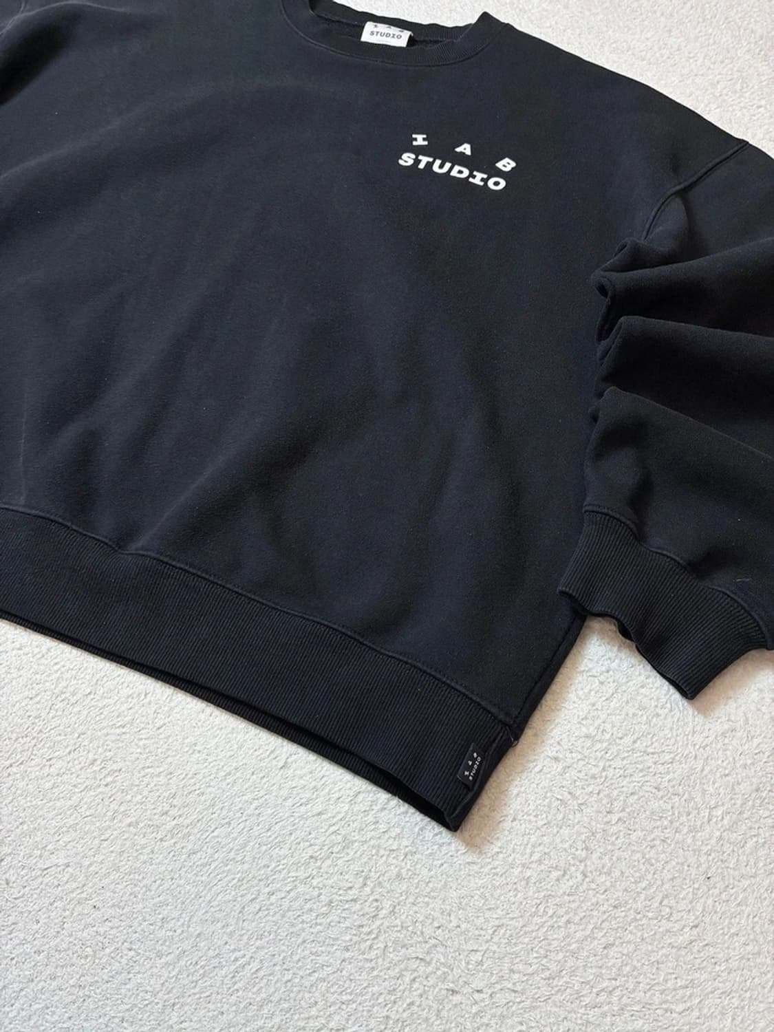 아이앱스튜디오 오버핏 헤비코튼 빅프린팅 맨투맨 PN6892 상품이미지6