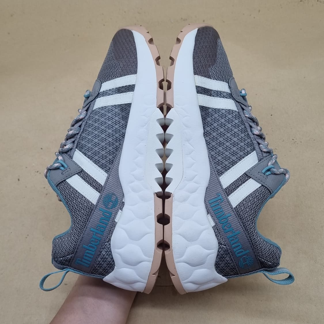 팀버랜드 솔라웨이브 여성운동화230 상품이미지4