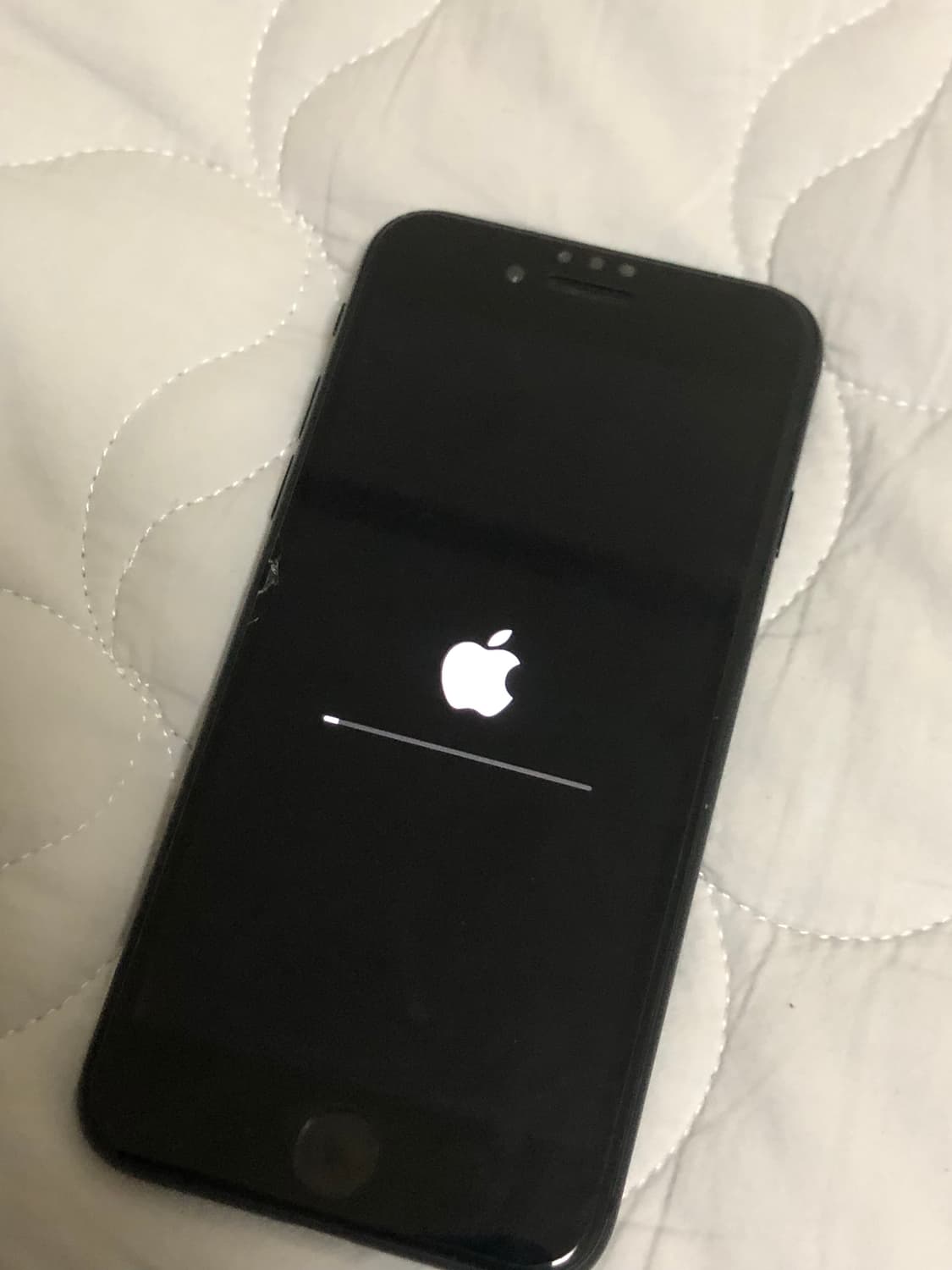 아이폰se2 블랙 상품이미지2