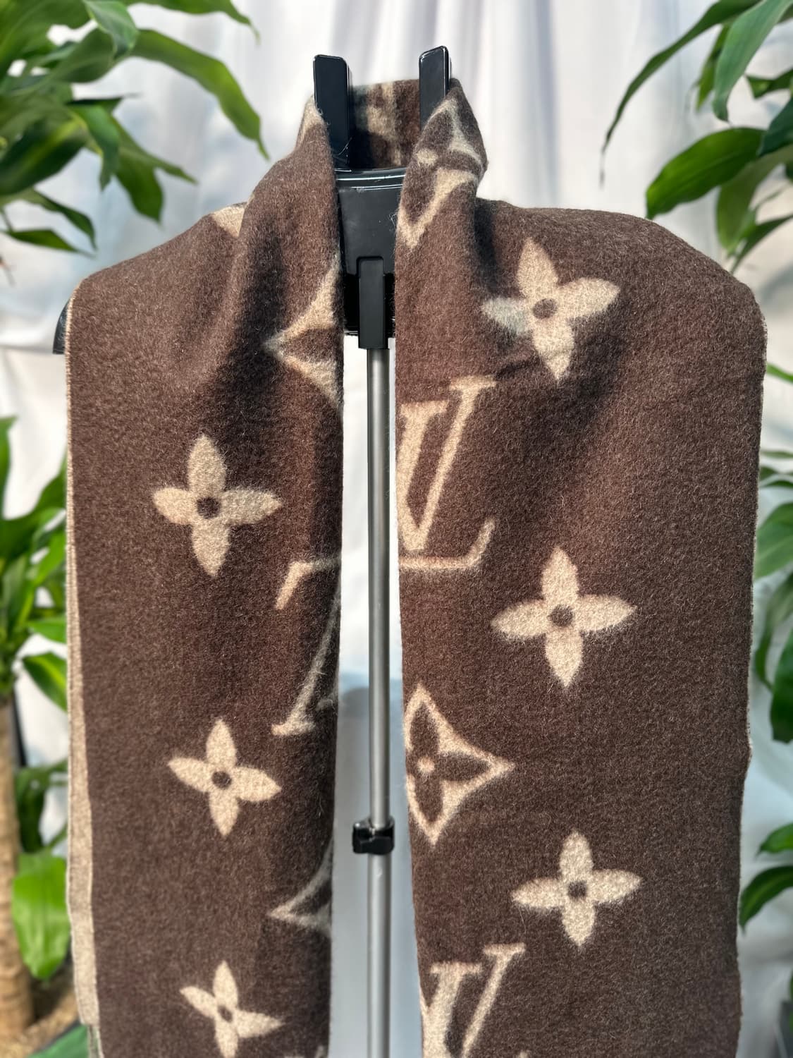 루이비통 레이캬비크 스카프 브라운 케시미어 100 머플러 상품이미지2