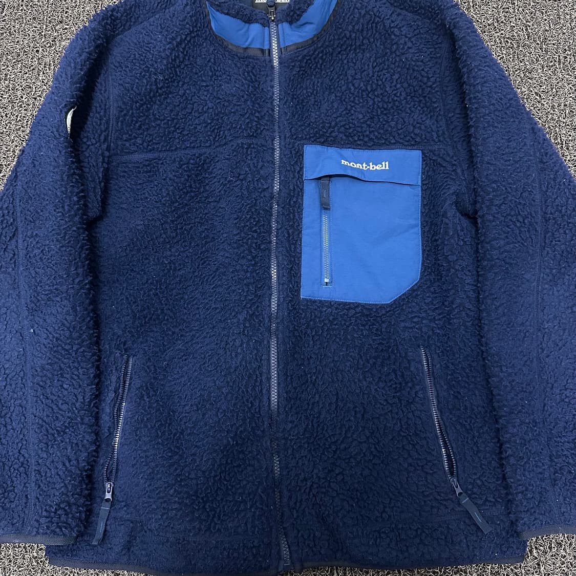 montbell 몽벨 뽀글이 털 자켓 네이비 110(2XL) 상품이미지3