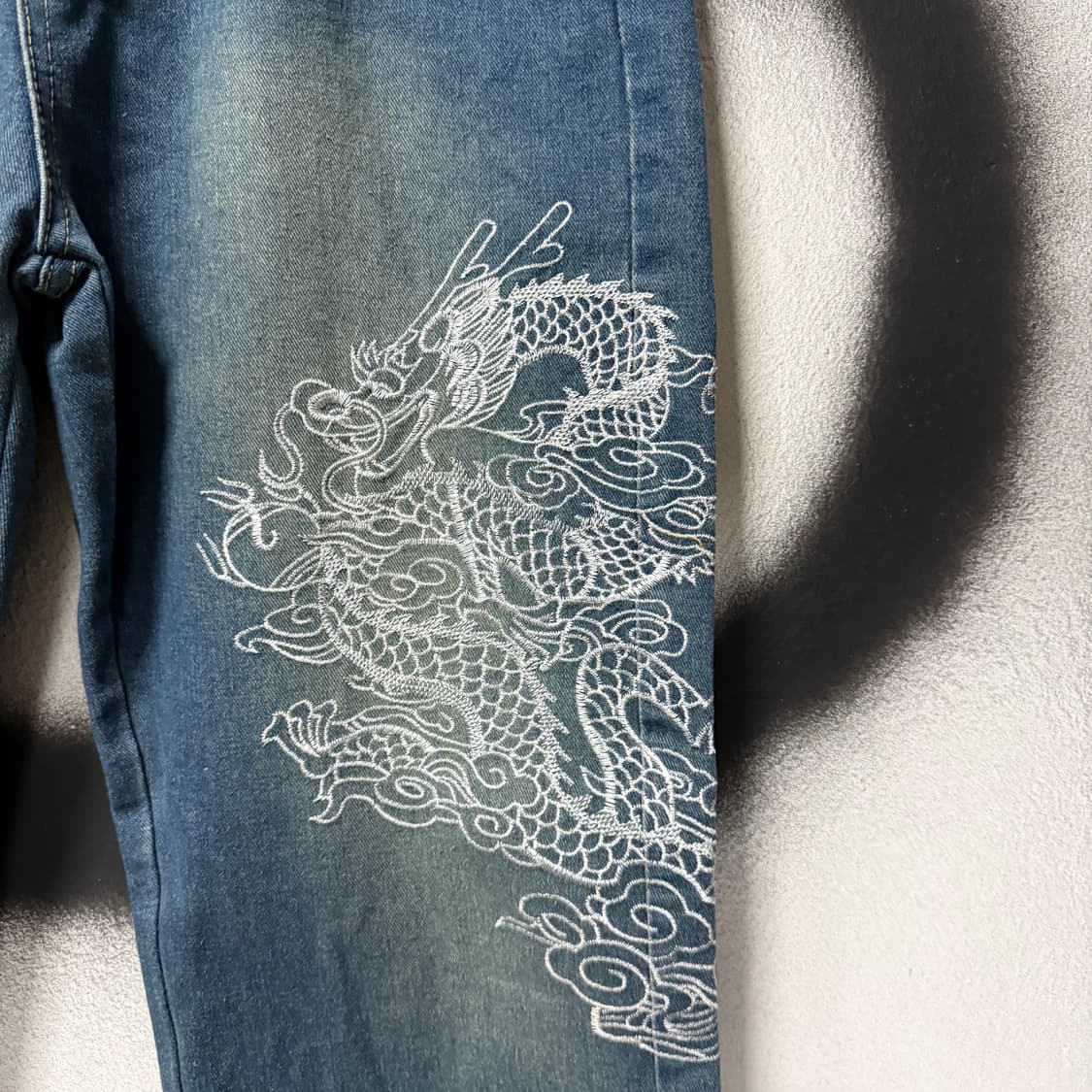 VTG 빈티지 카라쿠리맛 오리엔탈 용 자수 디테일 데님 와이드 팬츠 상품이미지4